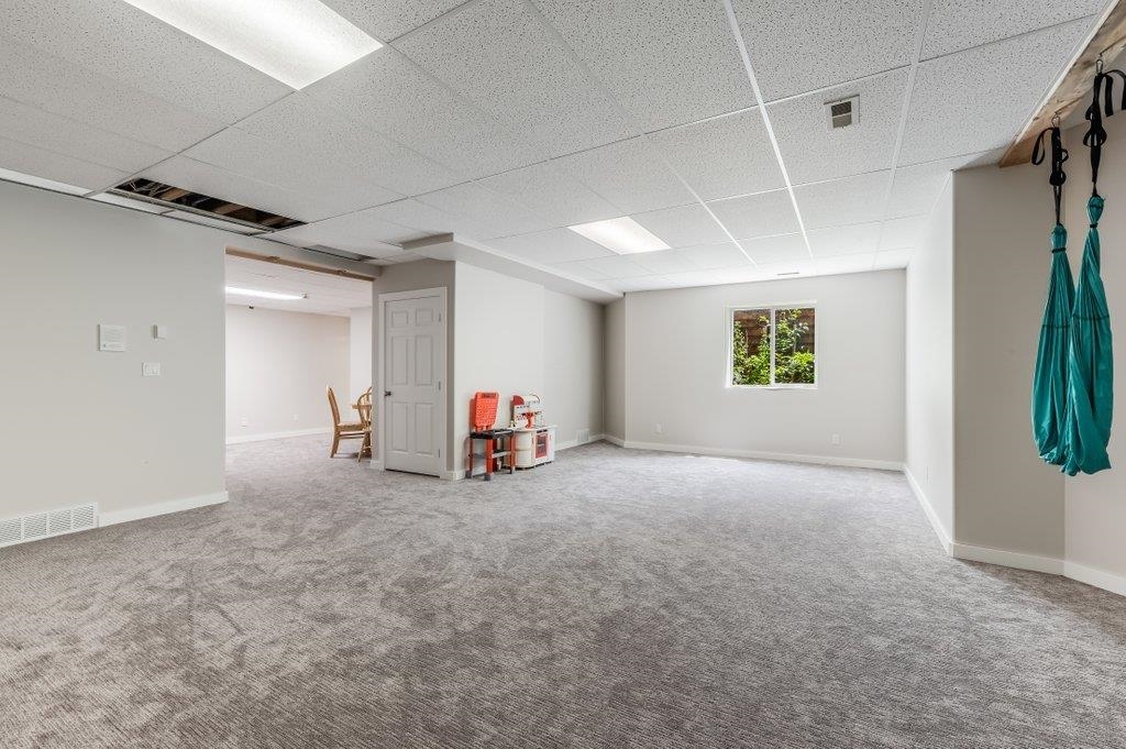 8217 W Rutter Pkwy - Photo 29
