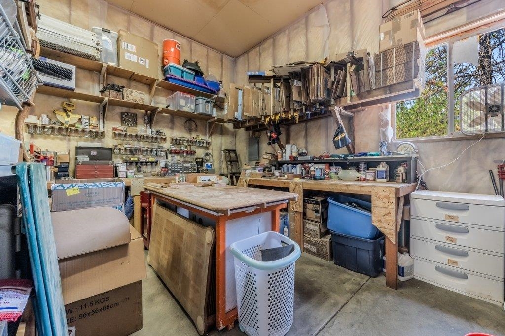 8217 W Rutter Pkwy - Photo 40