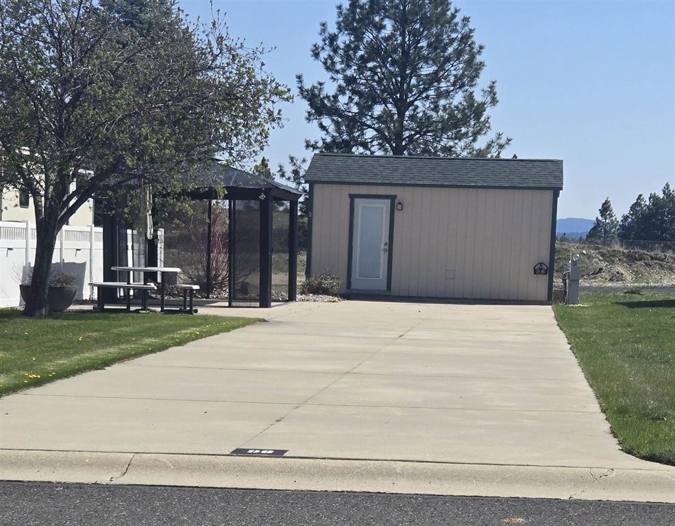 1205 N Country Club Dr - Photo 2