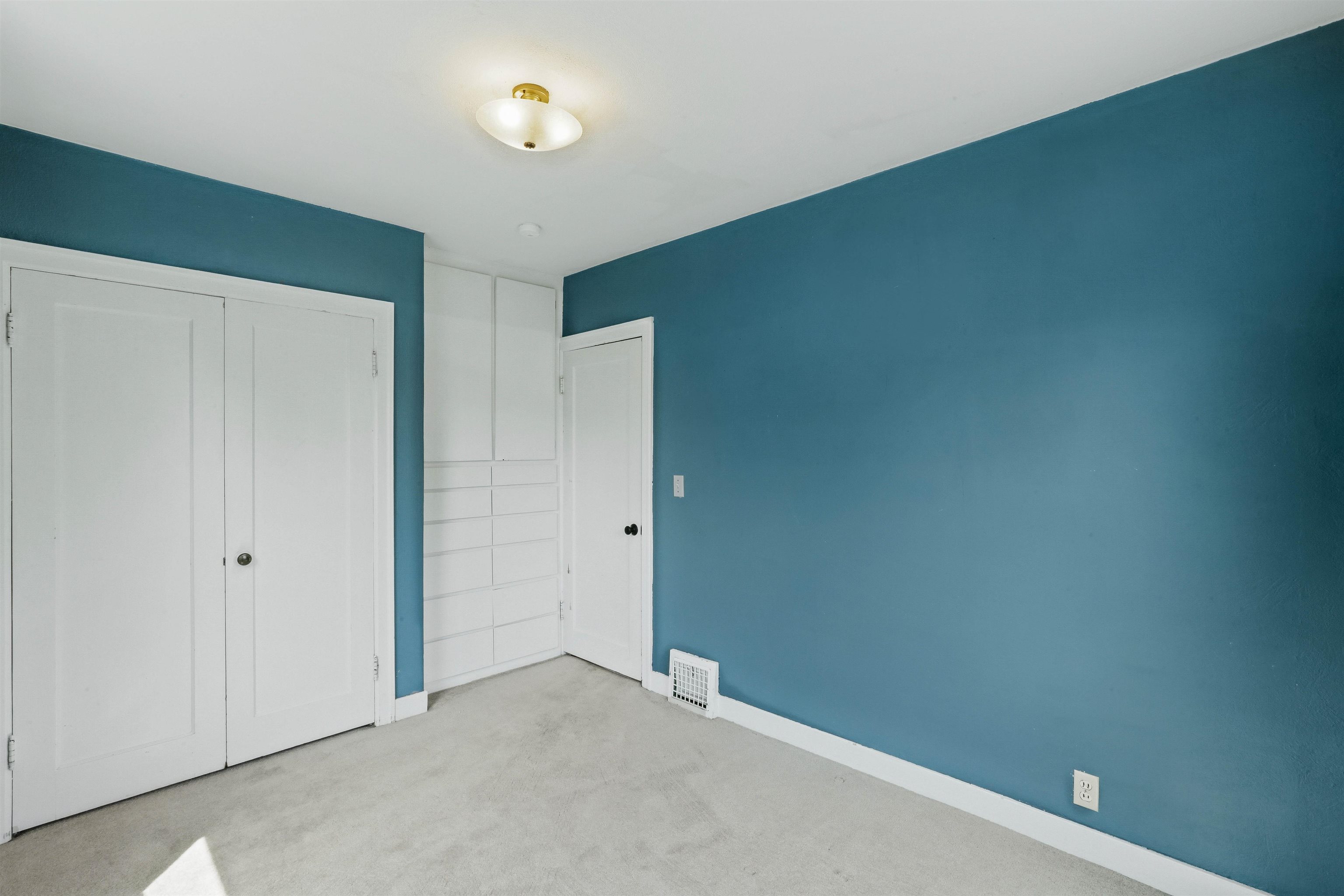3614 N Normandie St - Photo 9