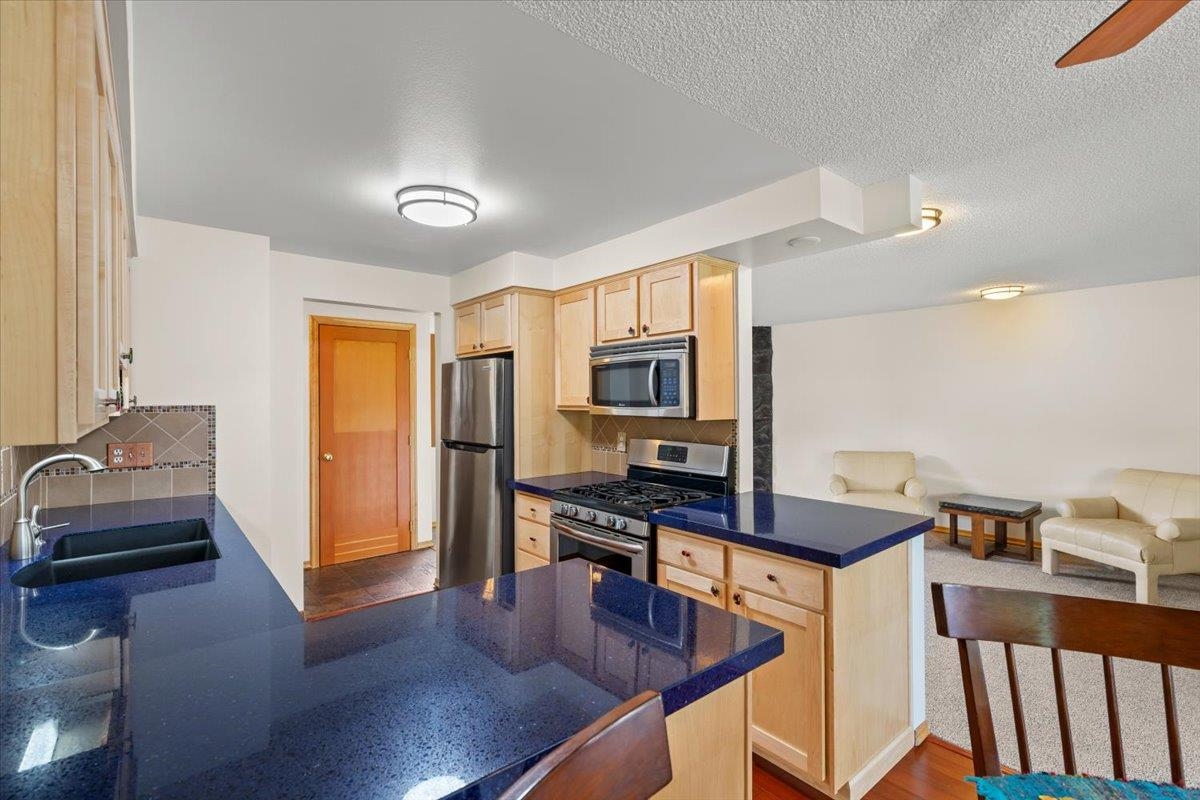 7424 N Lidgerwood St - Photo 10