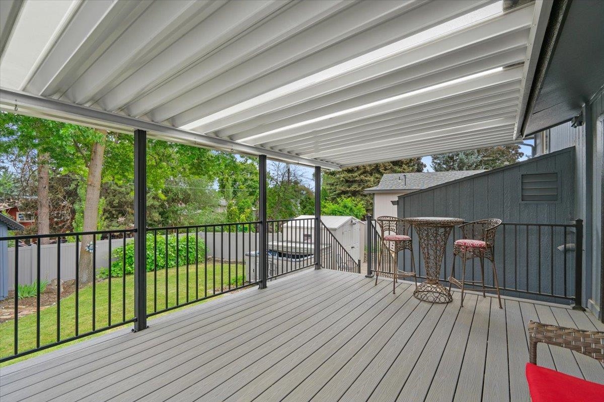 7424 N Lidgerwood St - Photo 32