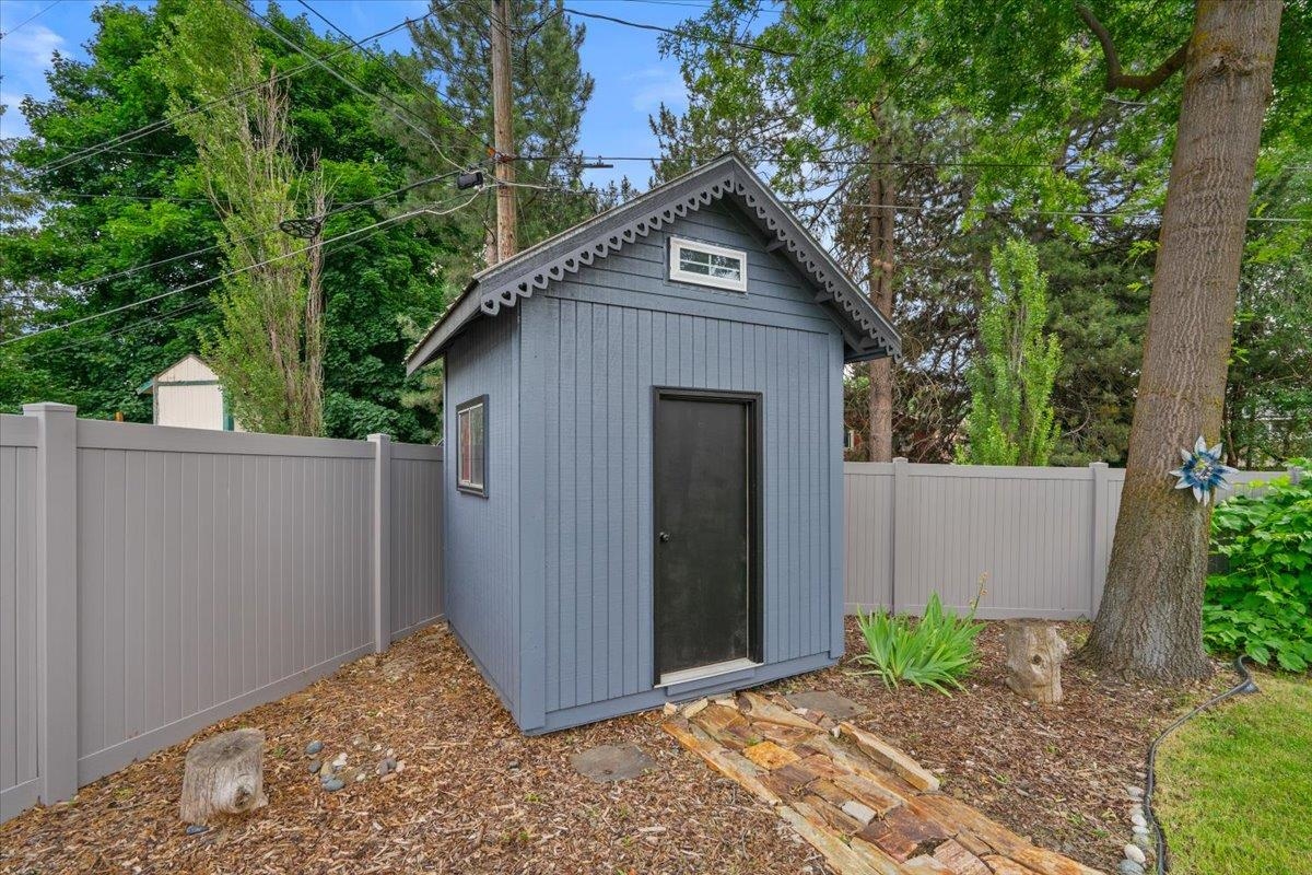 7424 N Lidgerwood St - Photo 34