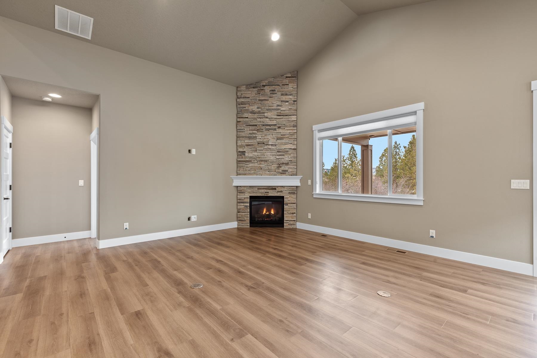 22835 E Edgewater Ln - Photo 4