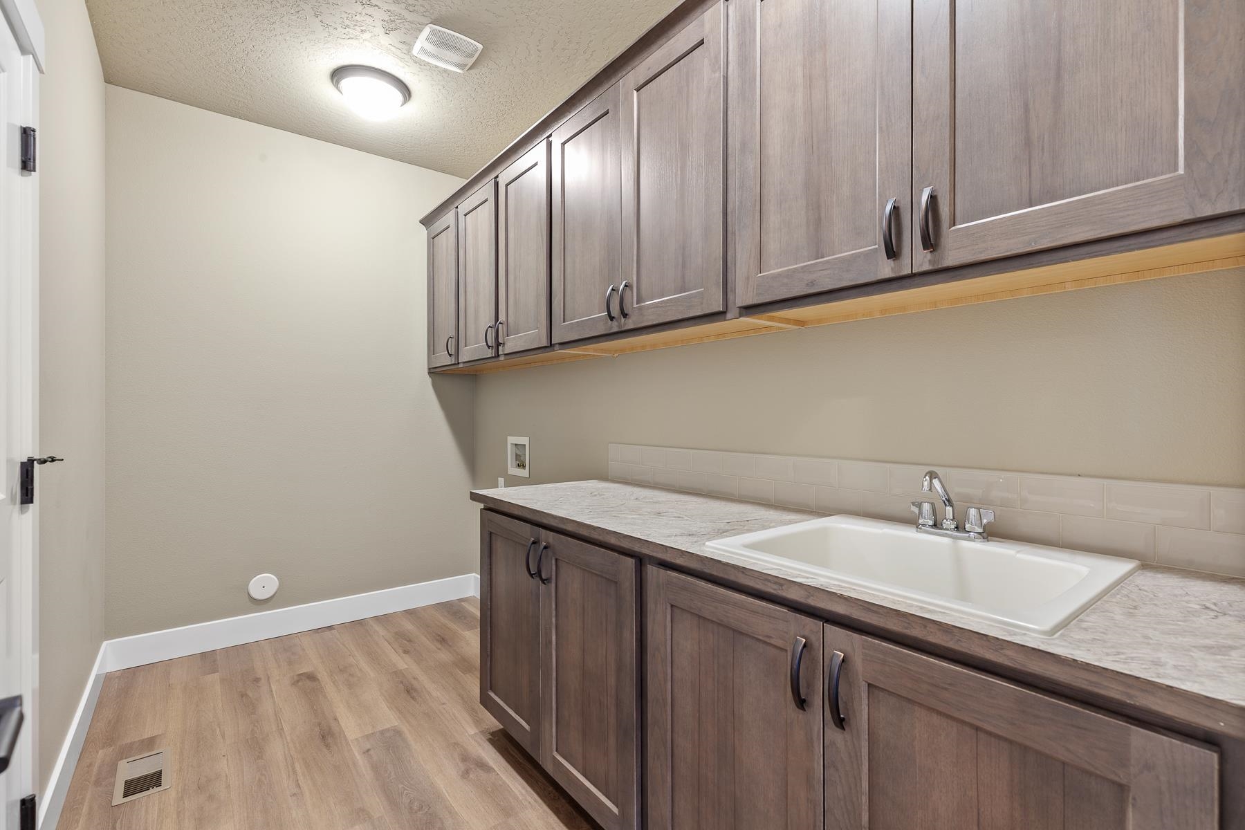22835 E Edgewater Ln - Photo 19