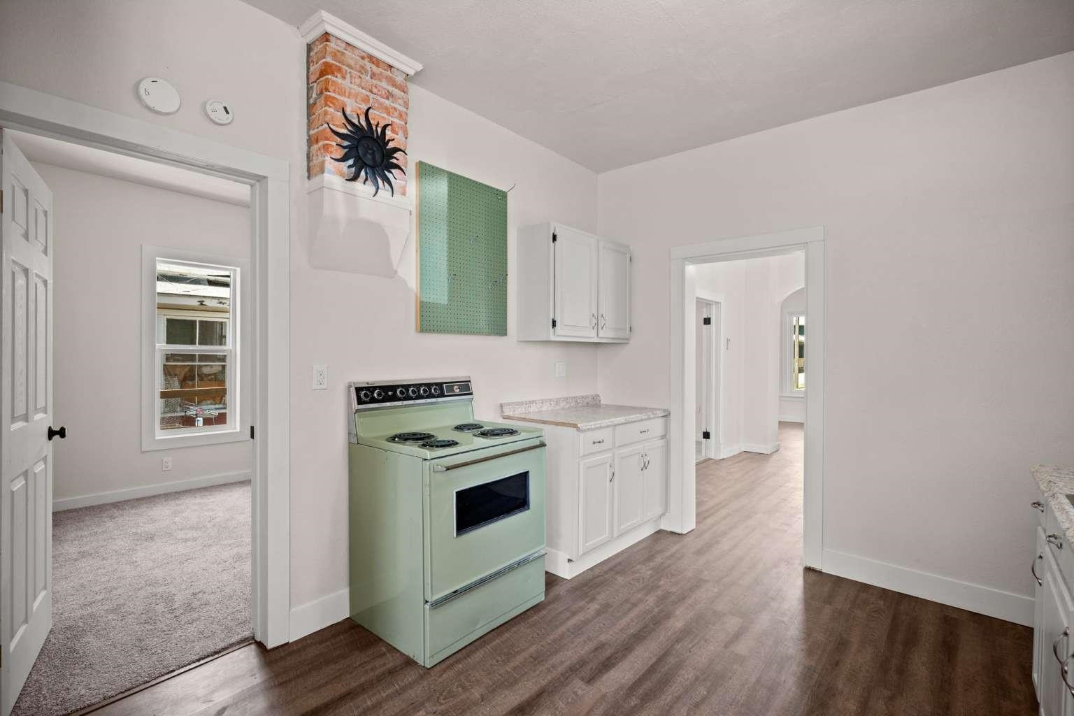 2602 E DIAMOND Ave - Photo 12