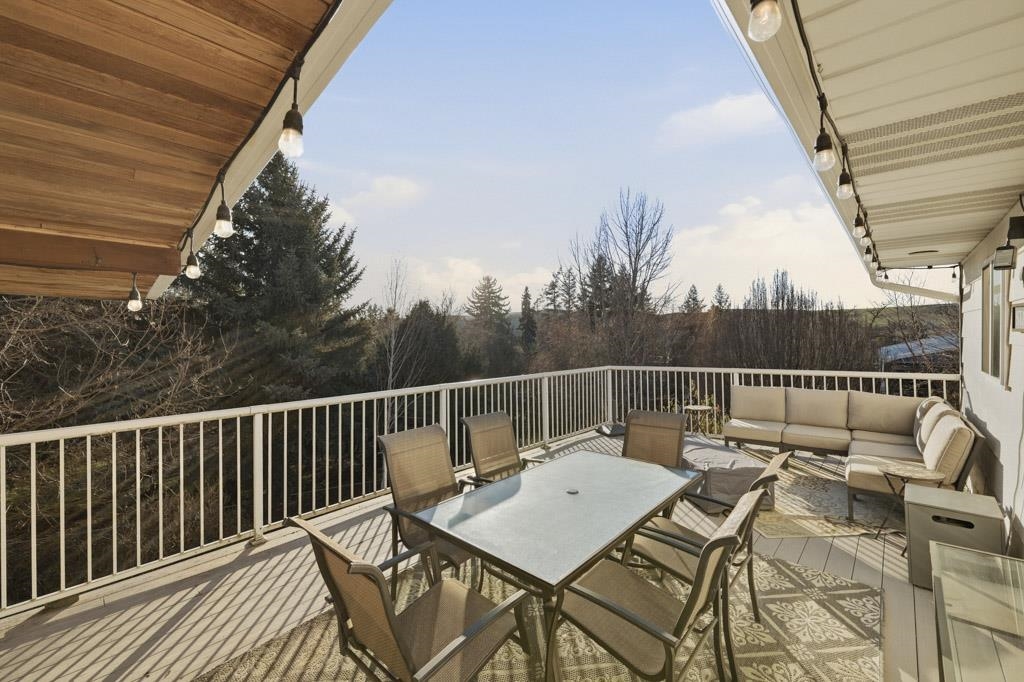 314 E 9th St - Photo 9