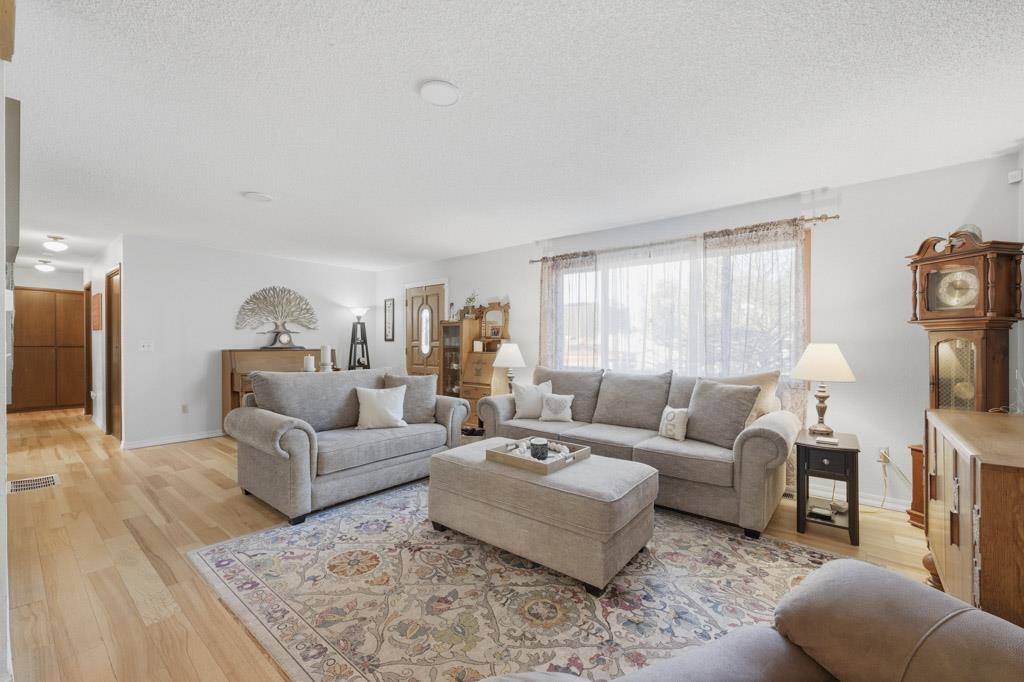 314 E 9th St - Photo 11