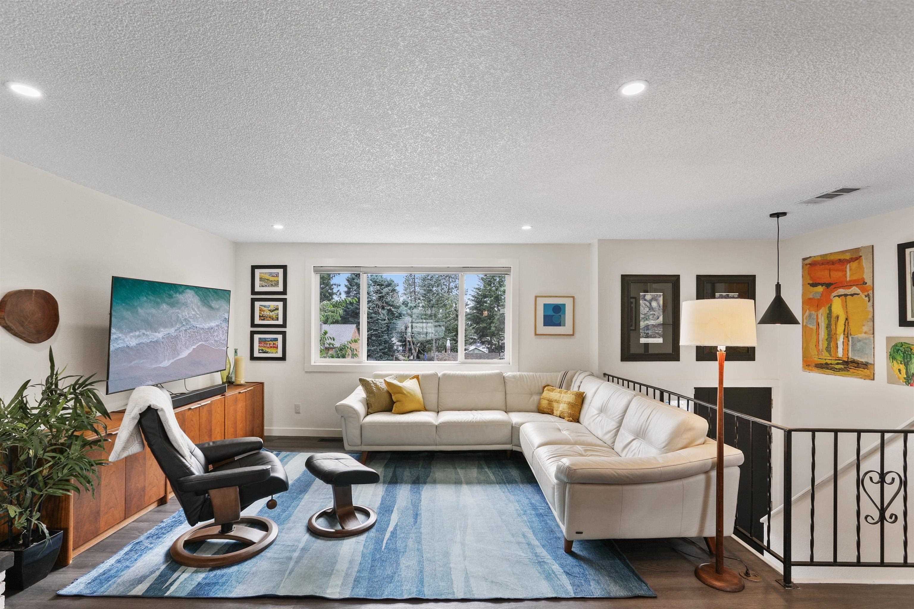 3320 W Kiernan Ave - Photo 8