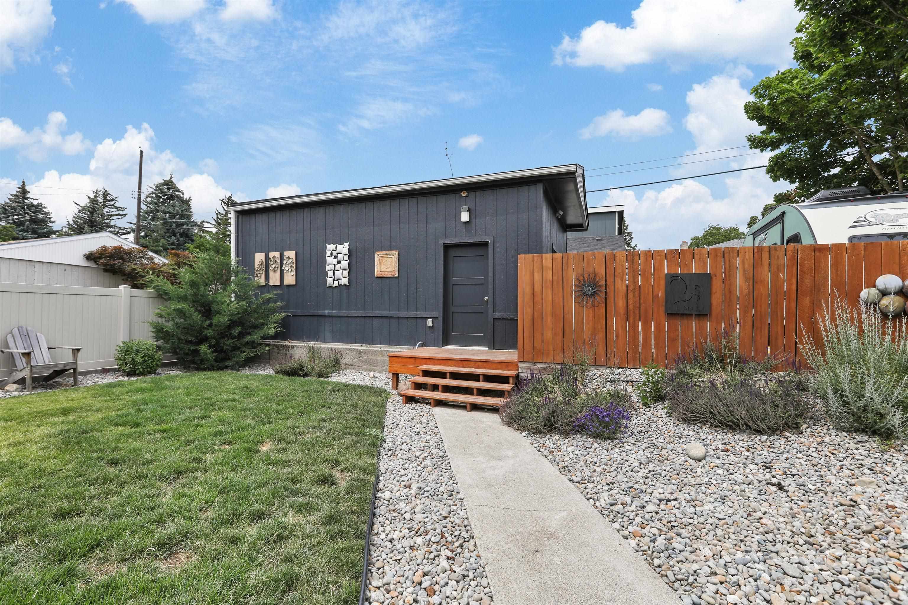 3320 W Kiernan Ave - Photo 31