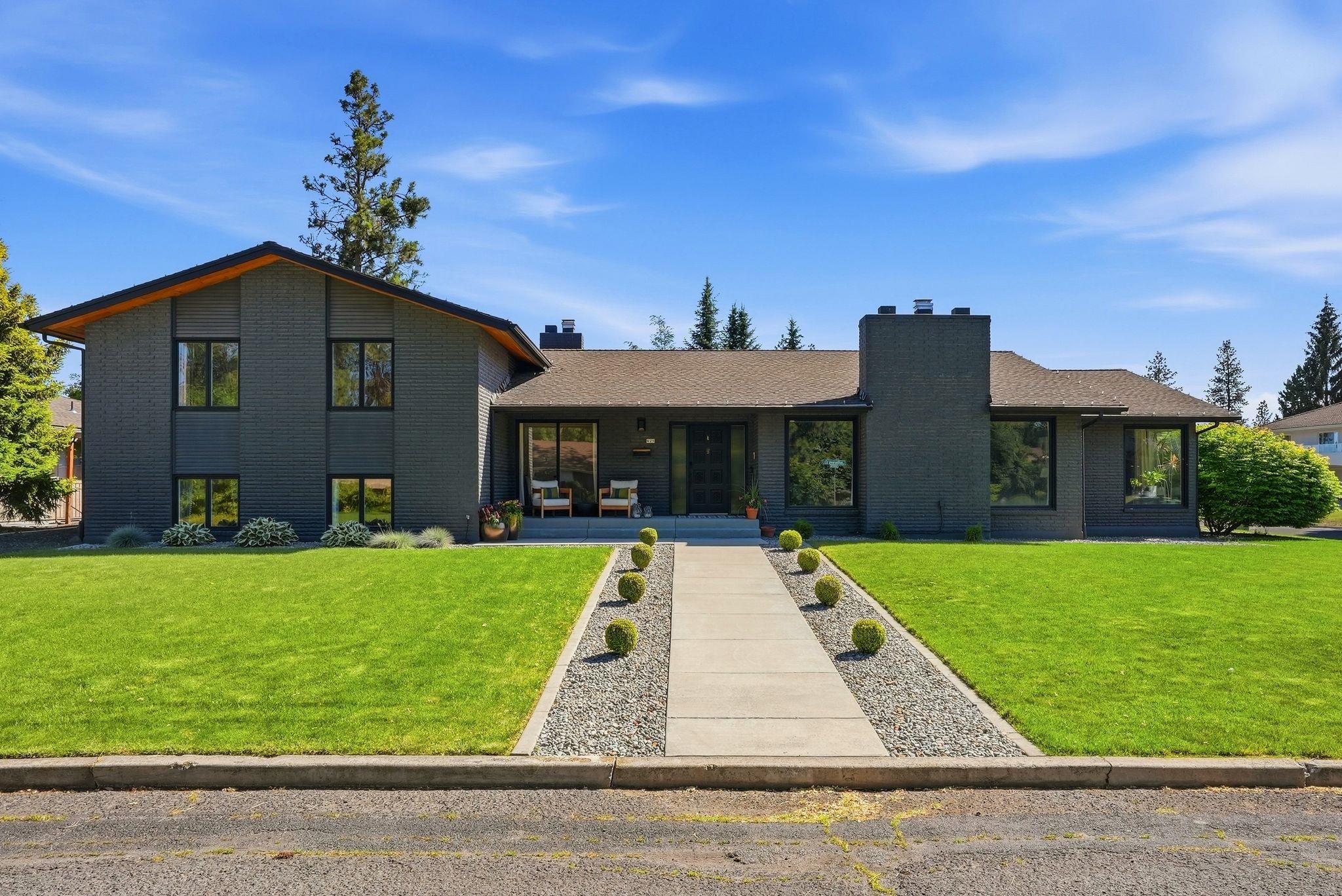 429 W JEFFERSON Ct - Photo 1