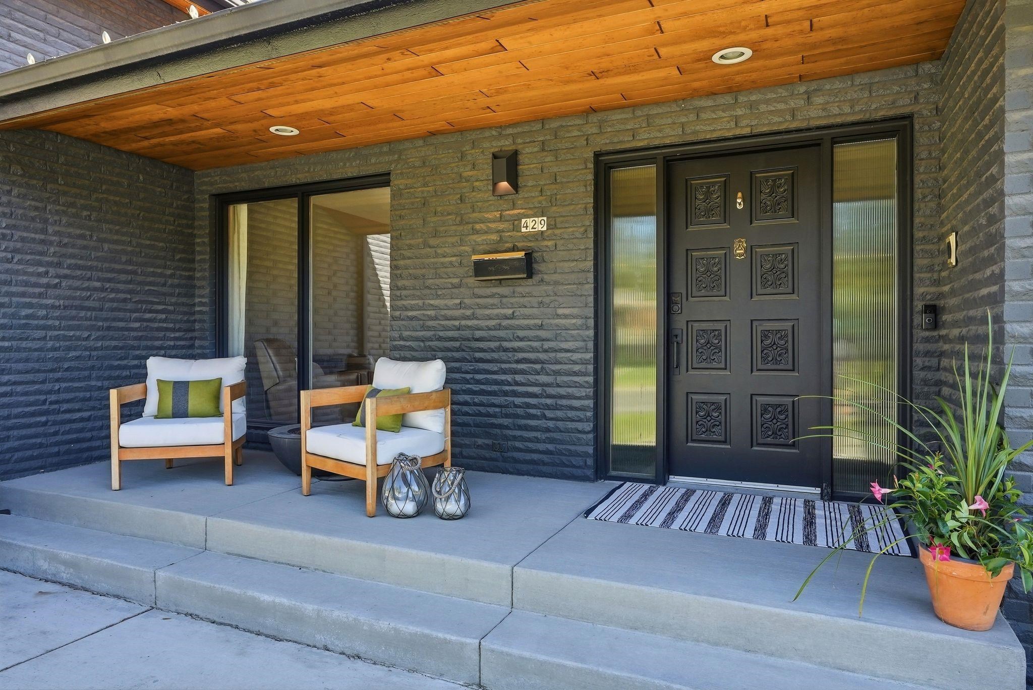 429 W JEFFERSON Ct - Photo 3