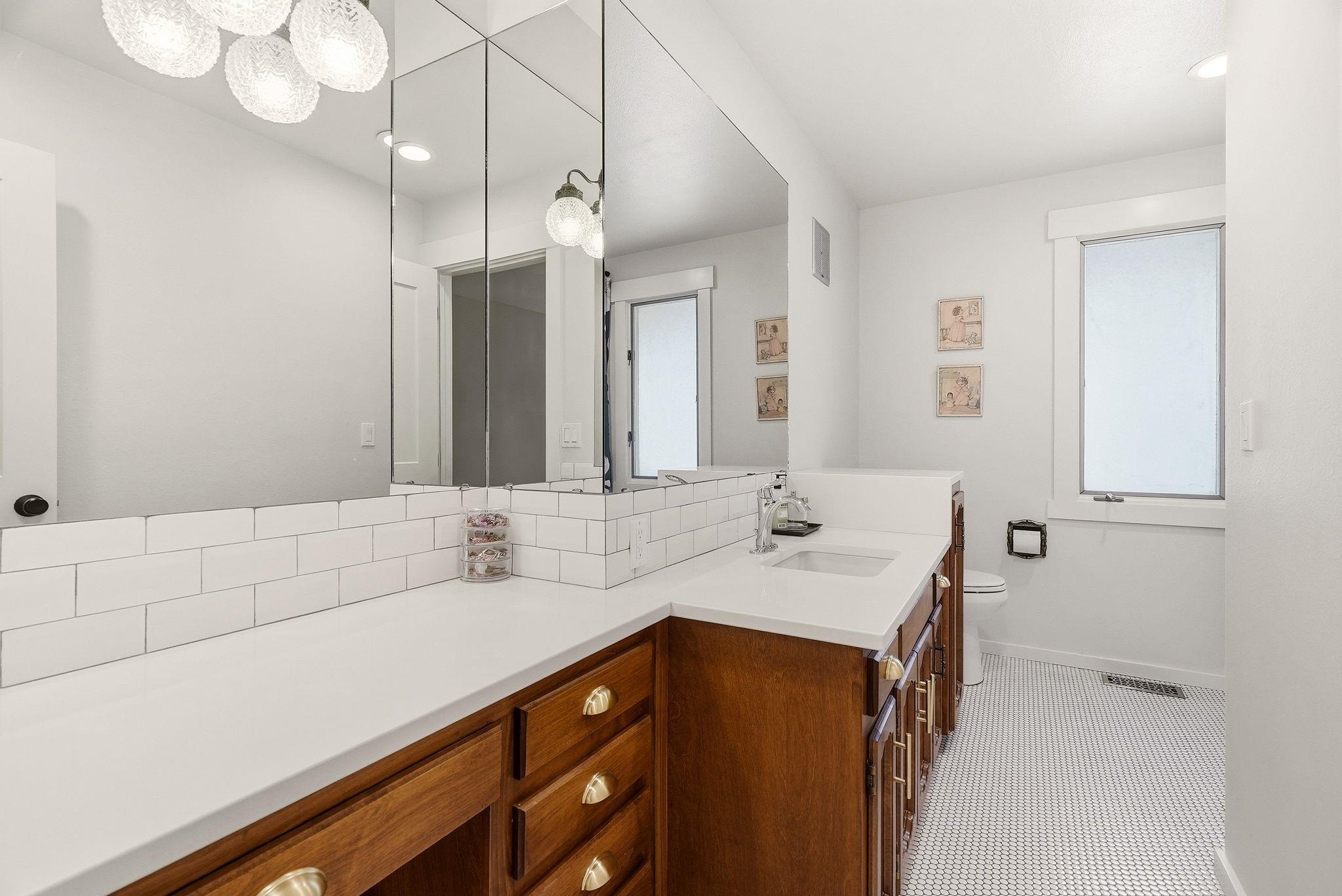 429 W JEFFERSON Ct - Photo 25