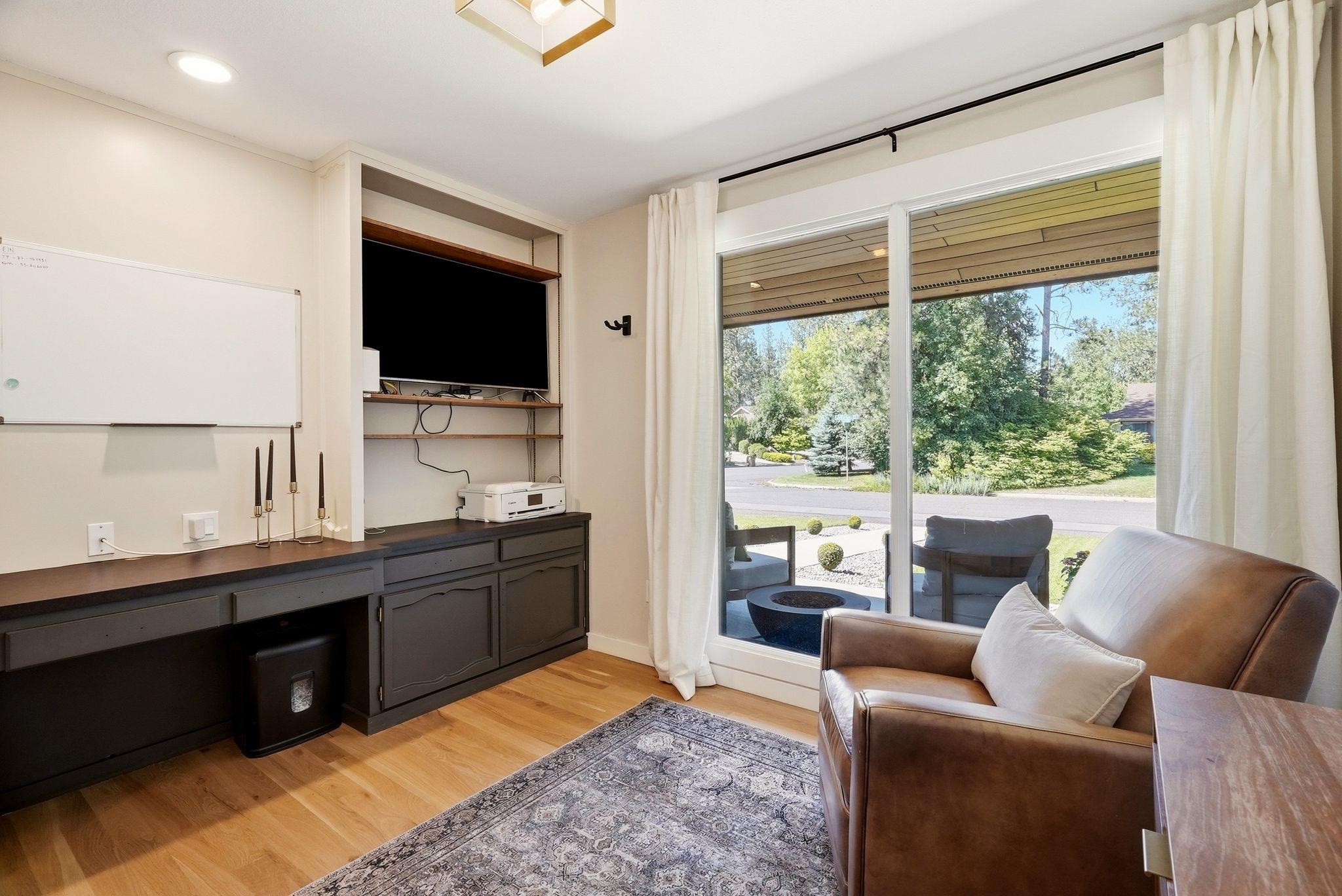 429 W JEFFERSON Ct - Photo 18