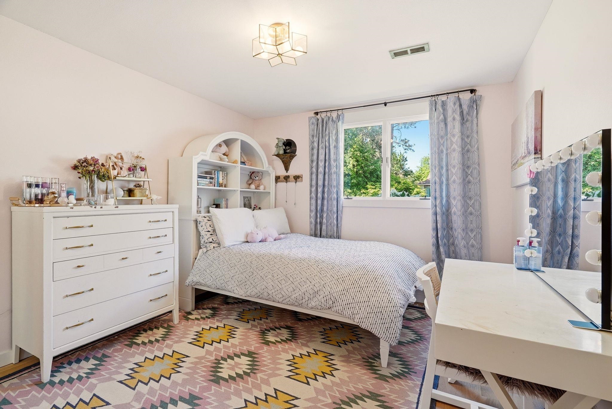 429 W JEFFERSON Ct - Photo 27