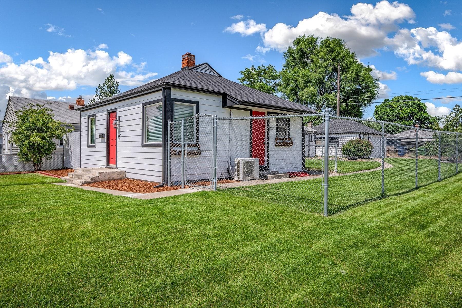 727 E Crown Ave - Photo 1