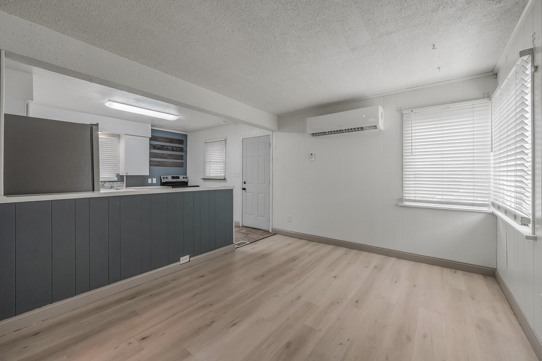 727 E Crown Ave - Photo 6