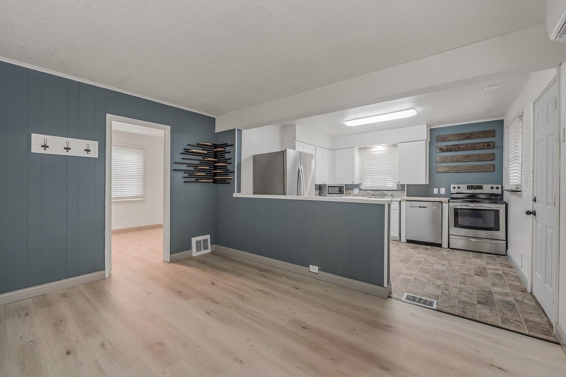 727 E Crown Ave - Photo 7
