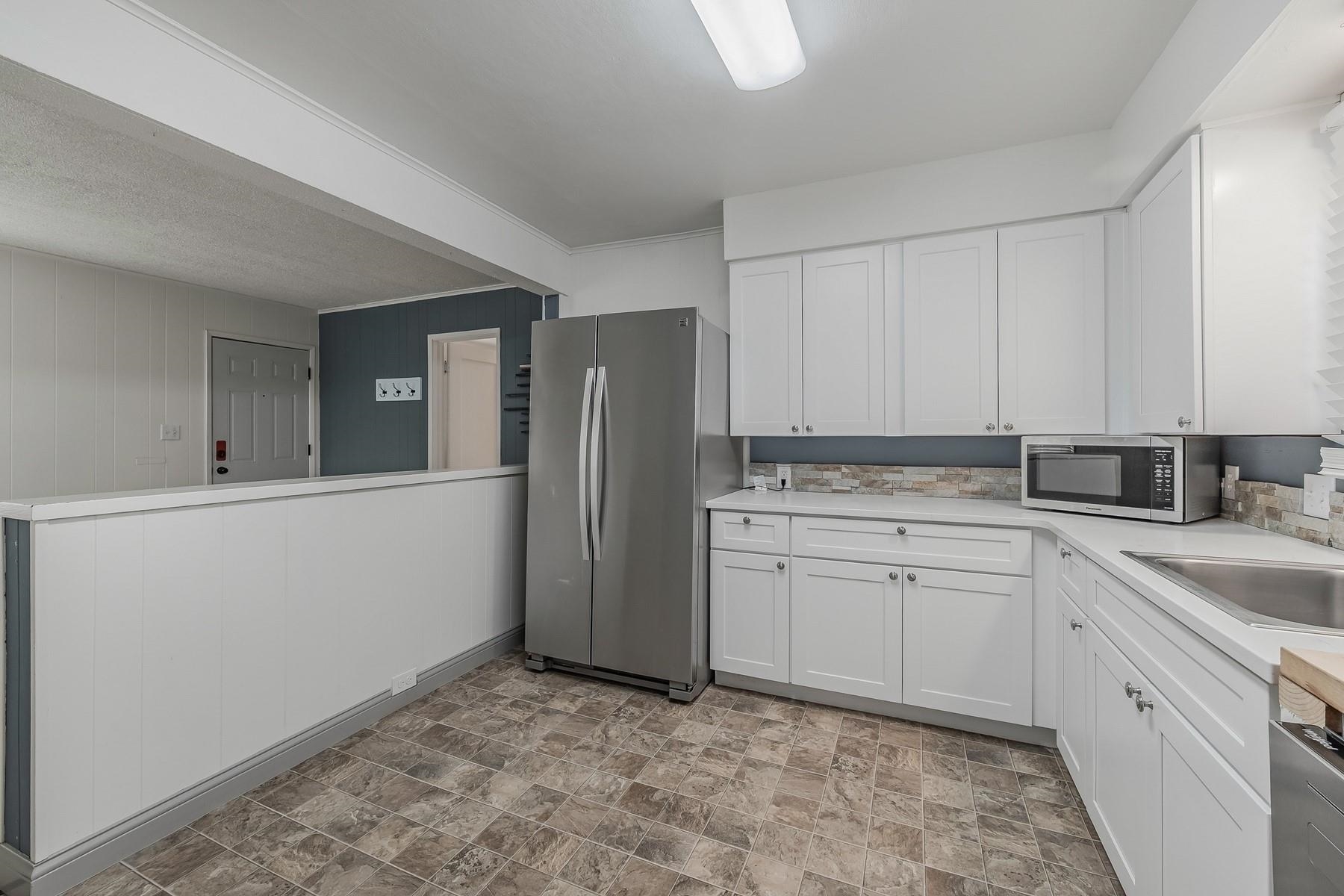 727 E Crown Ave - Photo 11