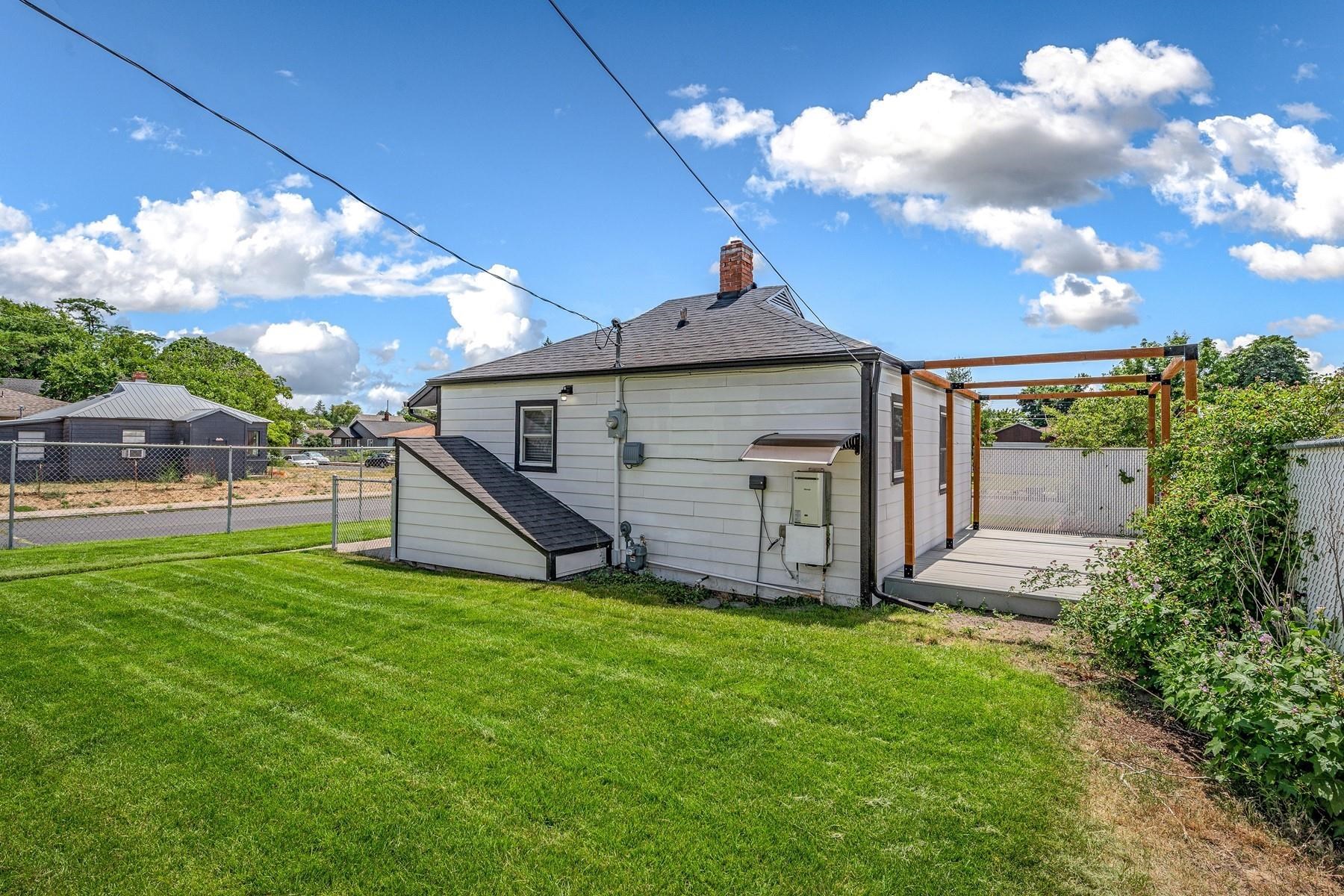 727 E Crown Ave - Photo 20