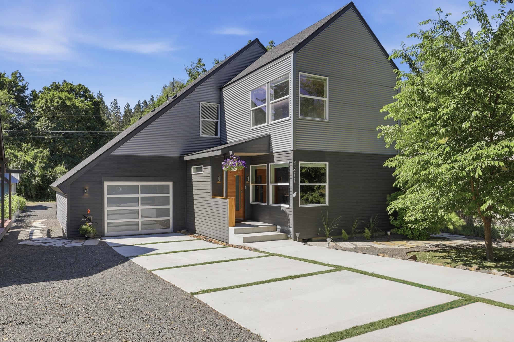 3211 W 5th Ave - Photo 1