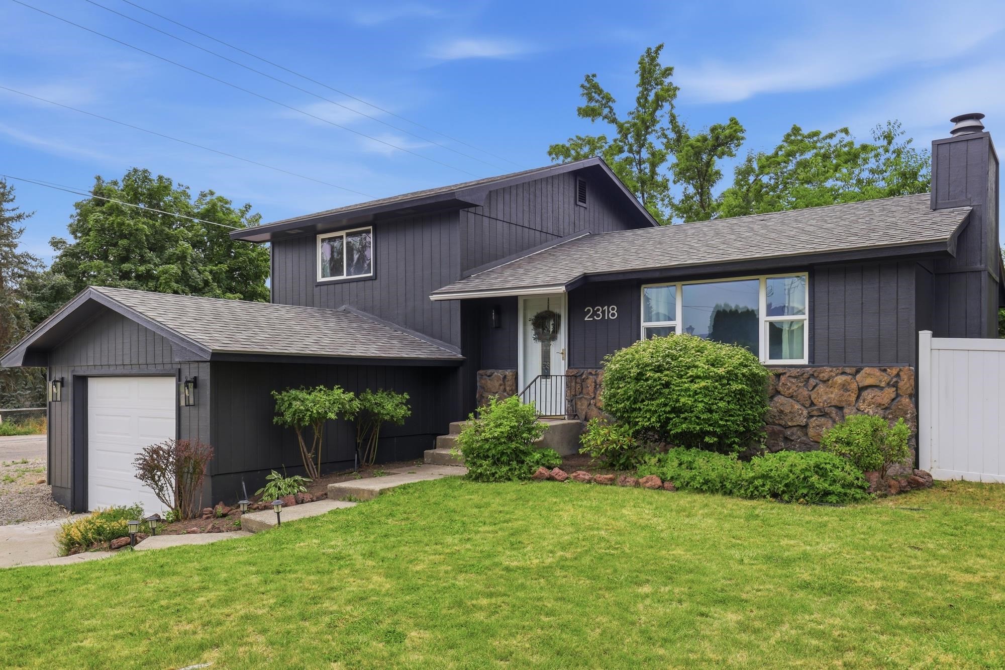 2318 S Calvin Rd - Photo 2