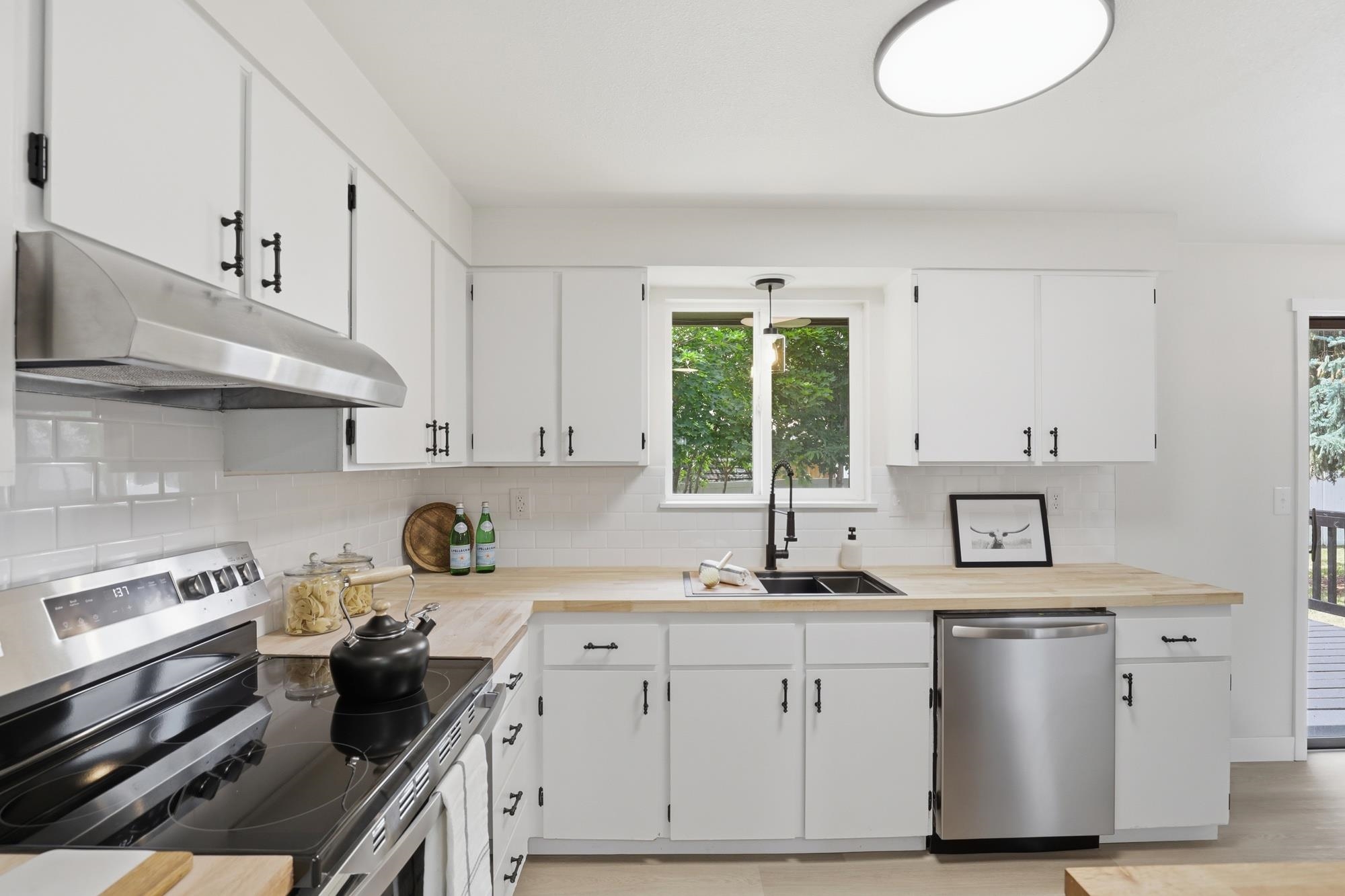 2318 S Calvin Rd - Photo 8