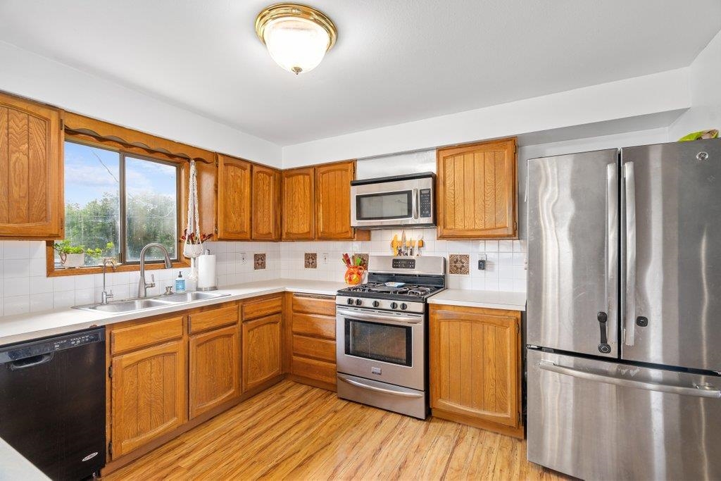 10816 E 31st Ave - Photo 8