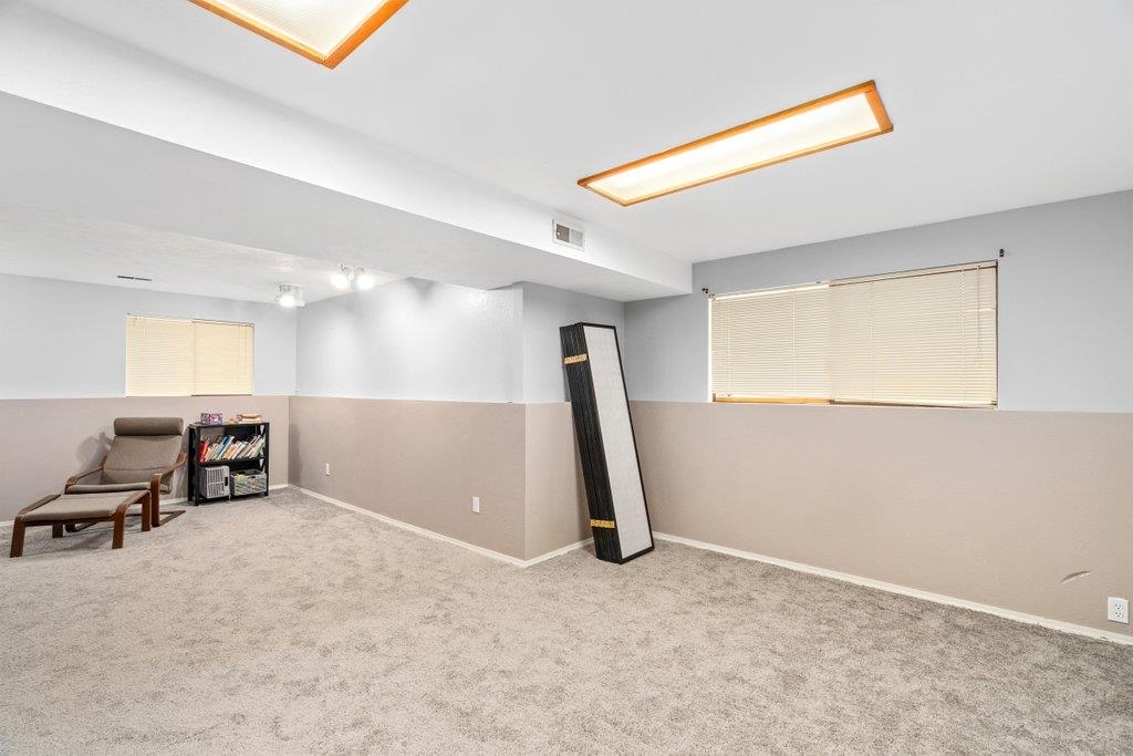 10816 E 31st Ave - Photo 24