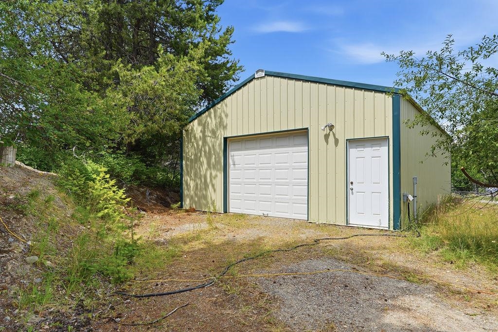 149 E Chippewa Ave - Photo 30