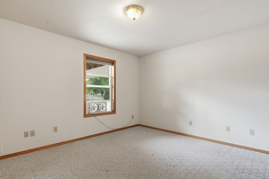 149 E Chippewa Ave - Photo 22