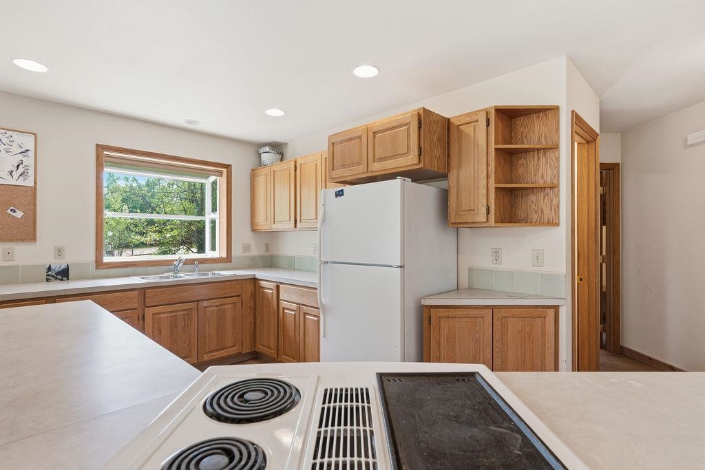 149 E Chippewa Ave - Photo 18