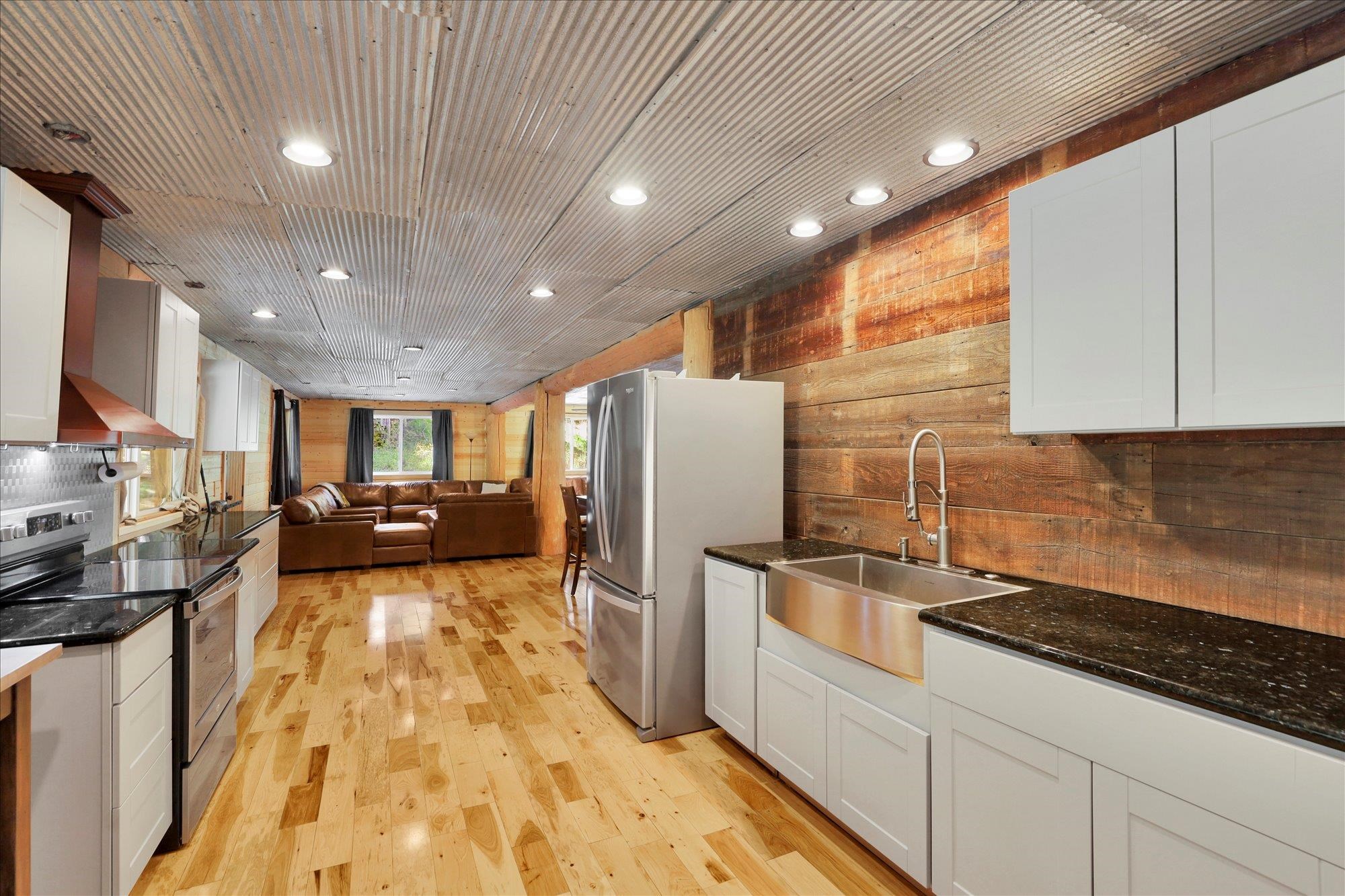 5882 Carey Rd - Photo 8