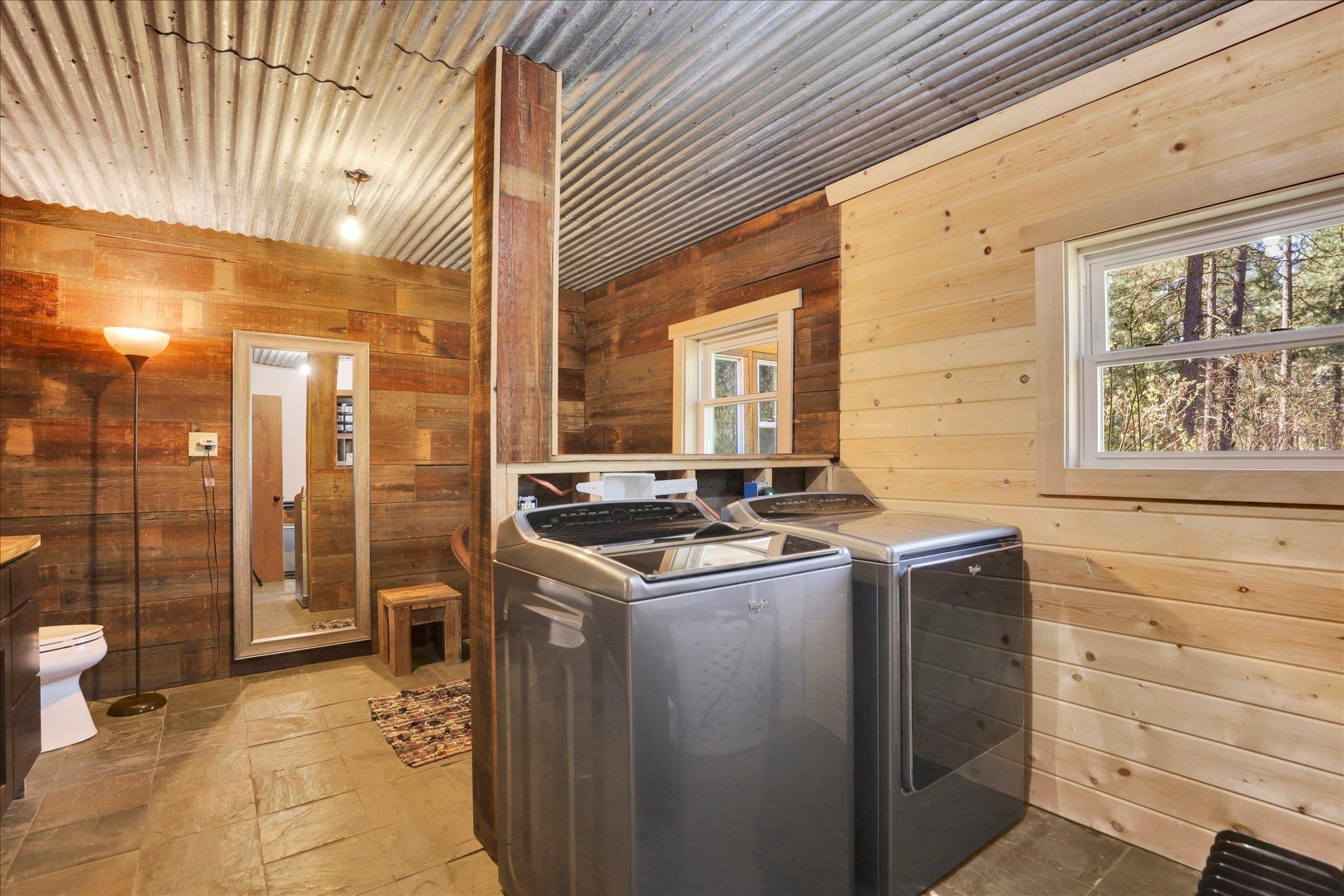 5882 Carey Rd - Photo 16