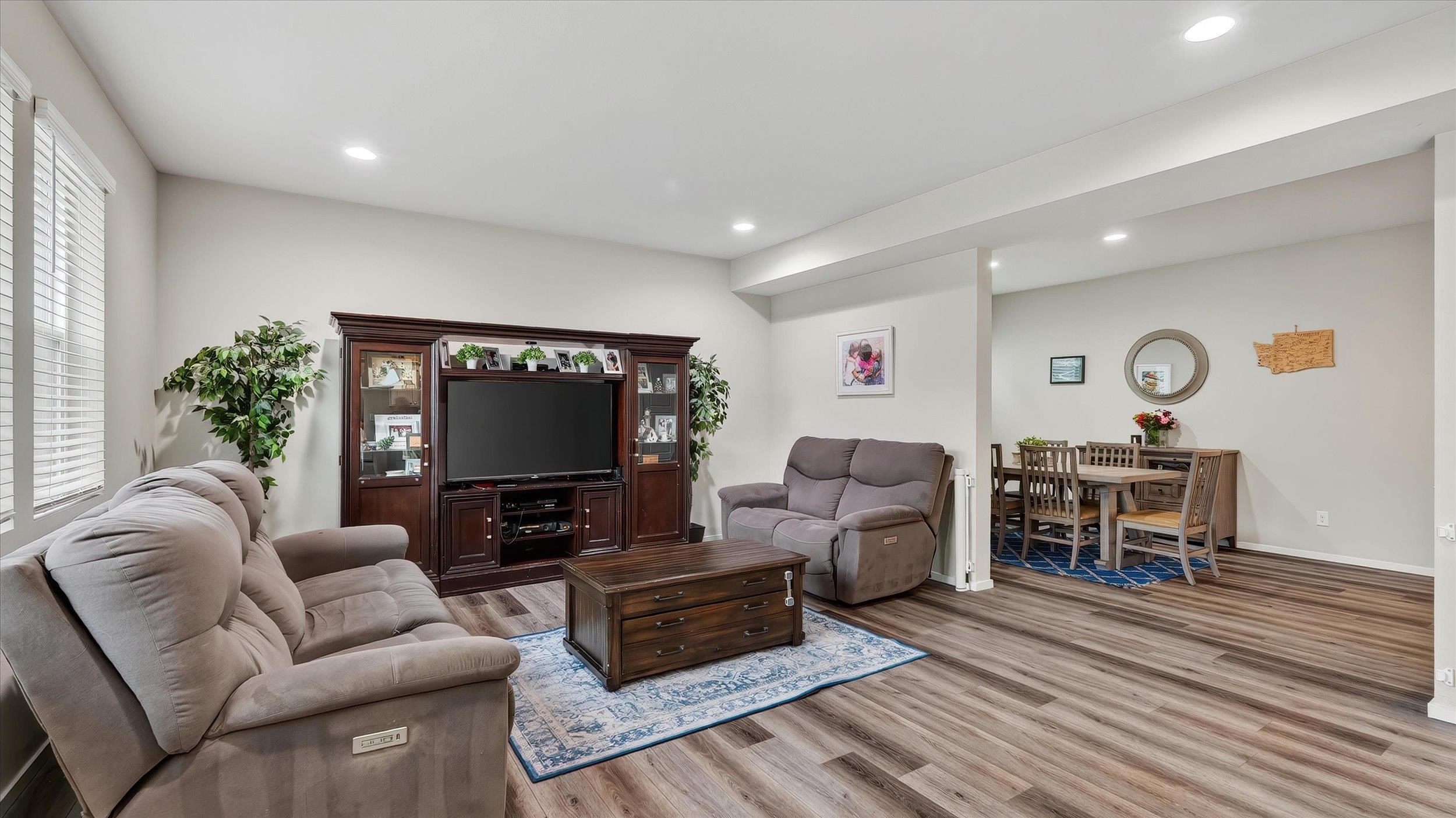 1213 E Silver Pine Rd - Photo 9