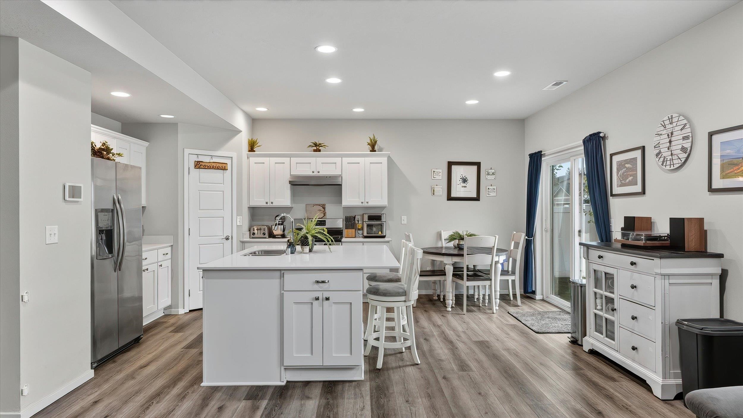 1213 E Silver Pine Rd - Photo 4