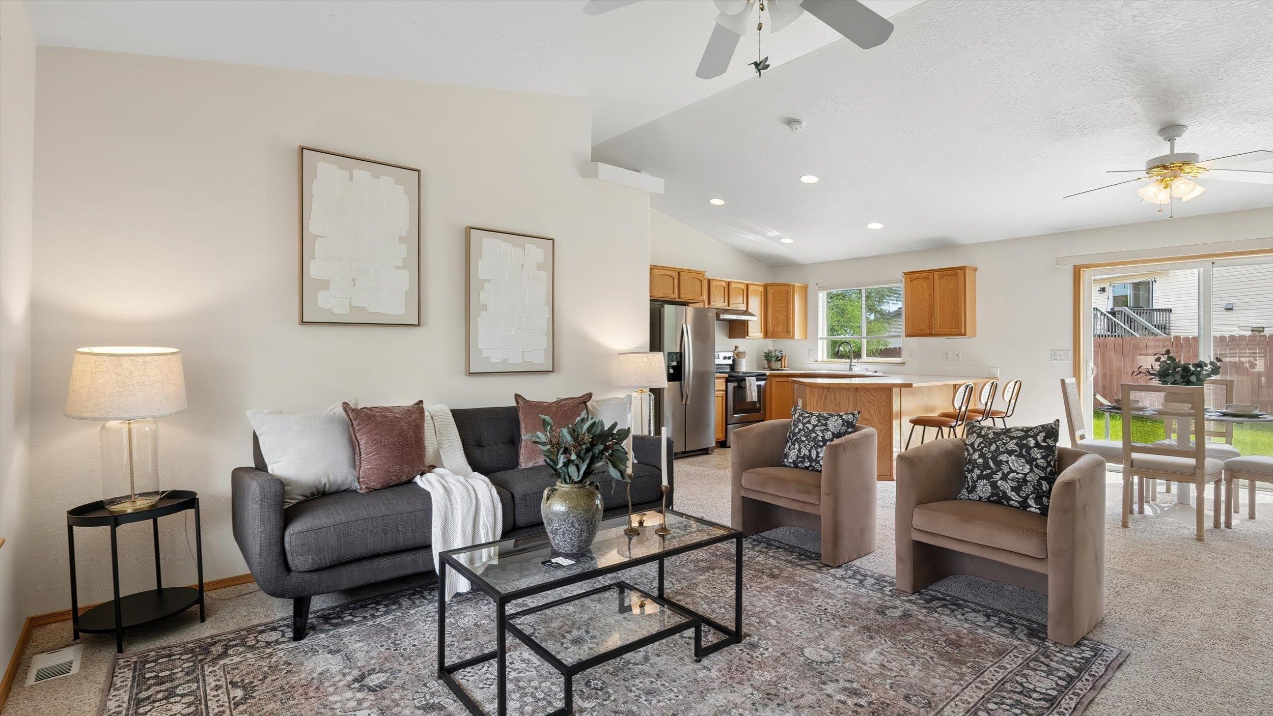 2621 Eton Ln - Photo 5