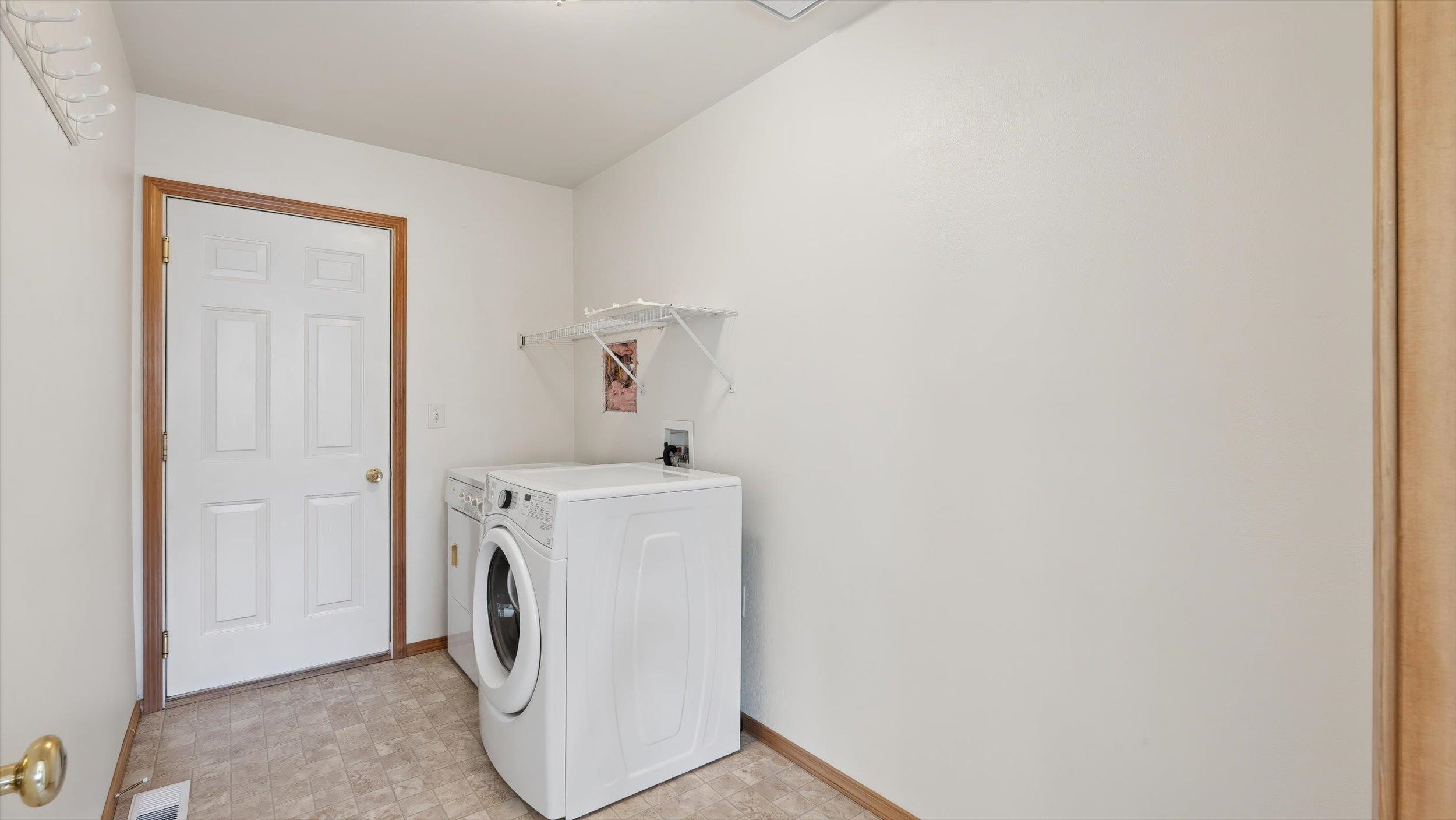 2621 Eton Ln - Photo 27