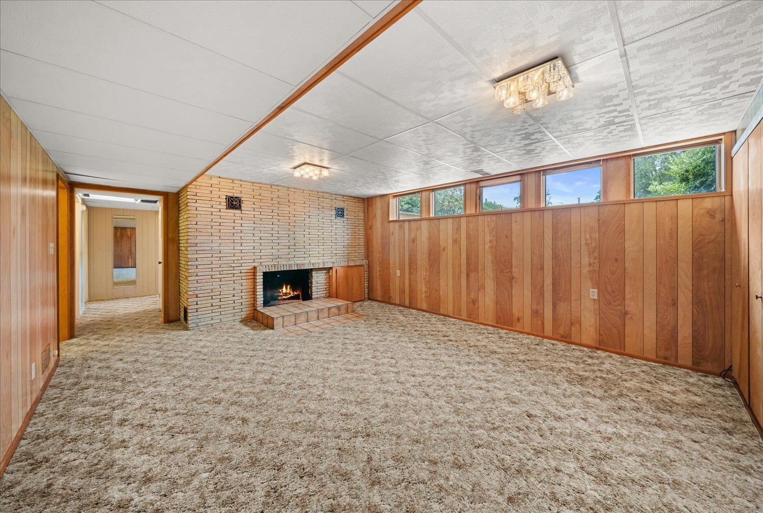 517 W 4th St - Photo 18