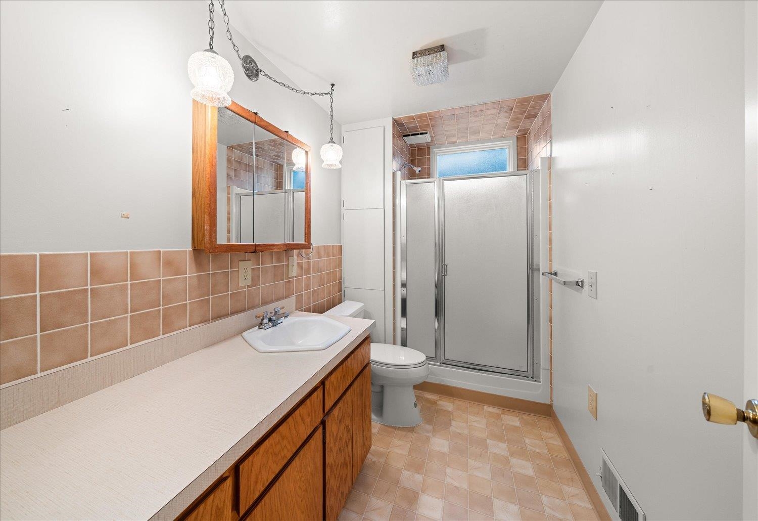 517 W 4th St - Photo 20