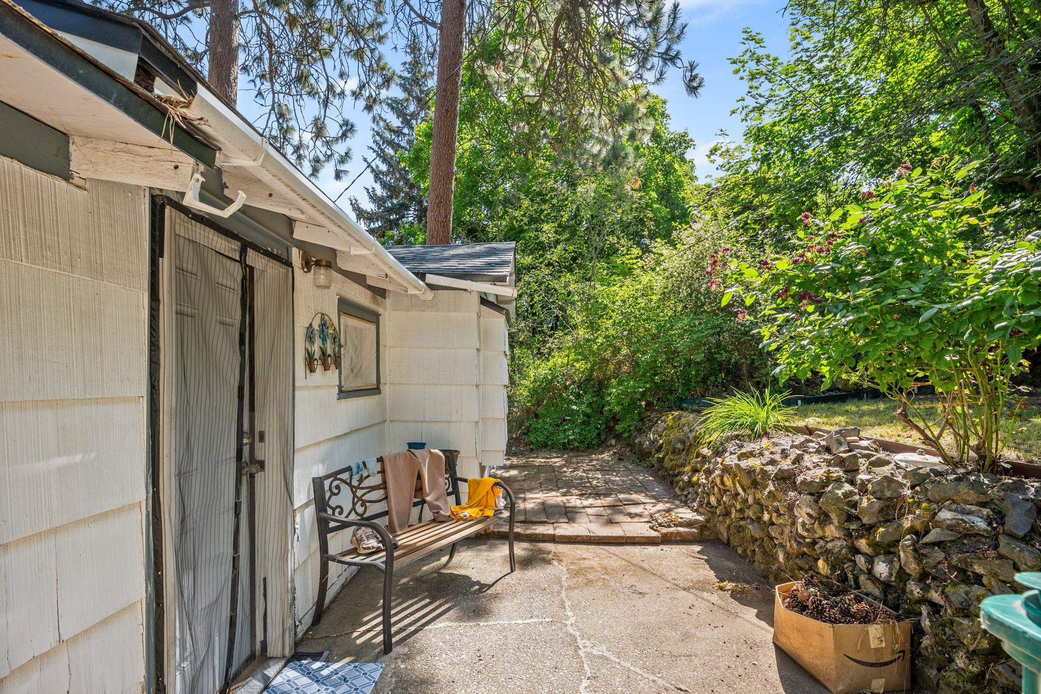 1318 E 16th Ave - Photo 11