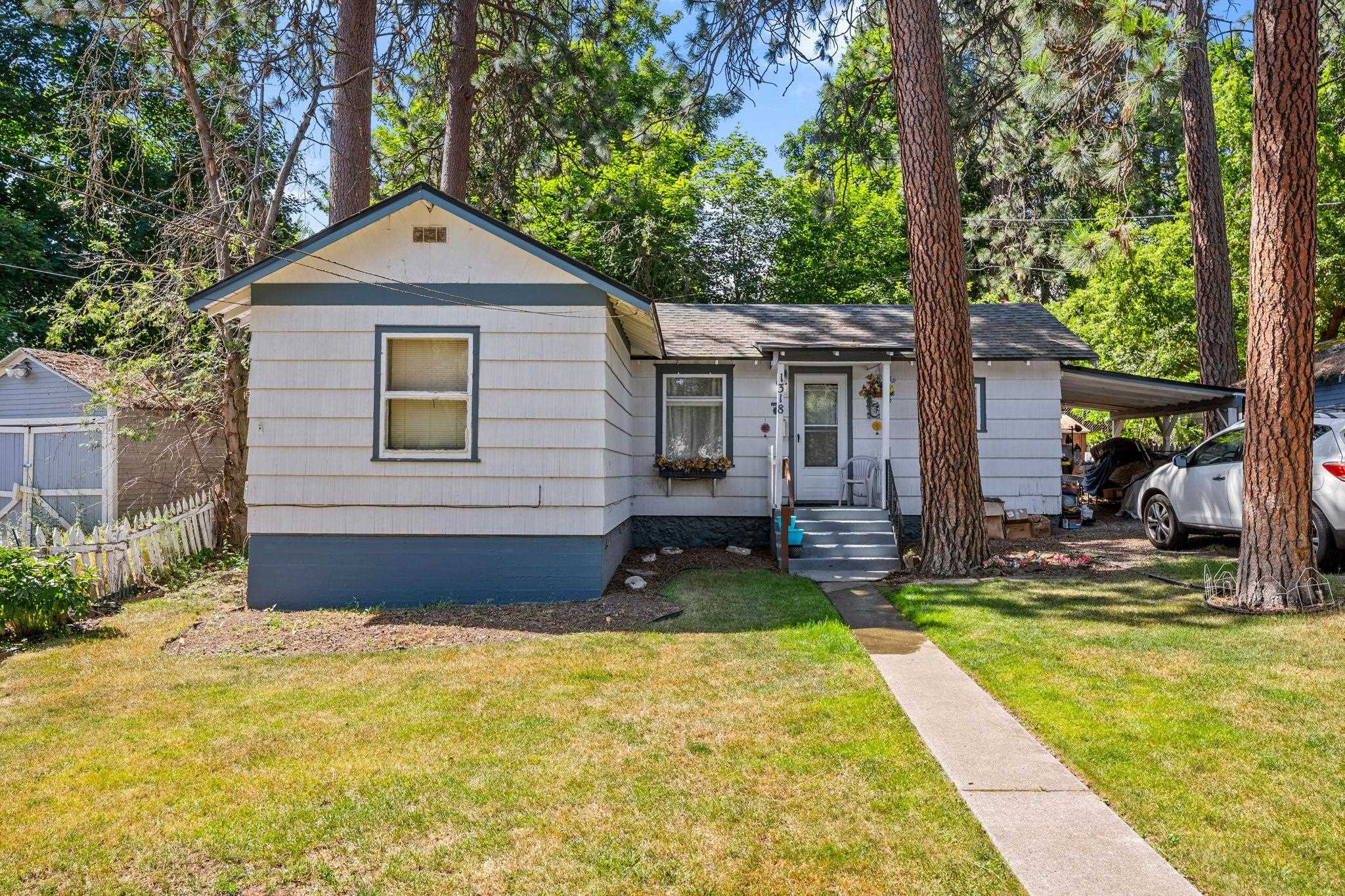 1318 E 16th Ave - Photo 1