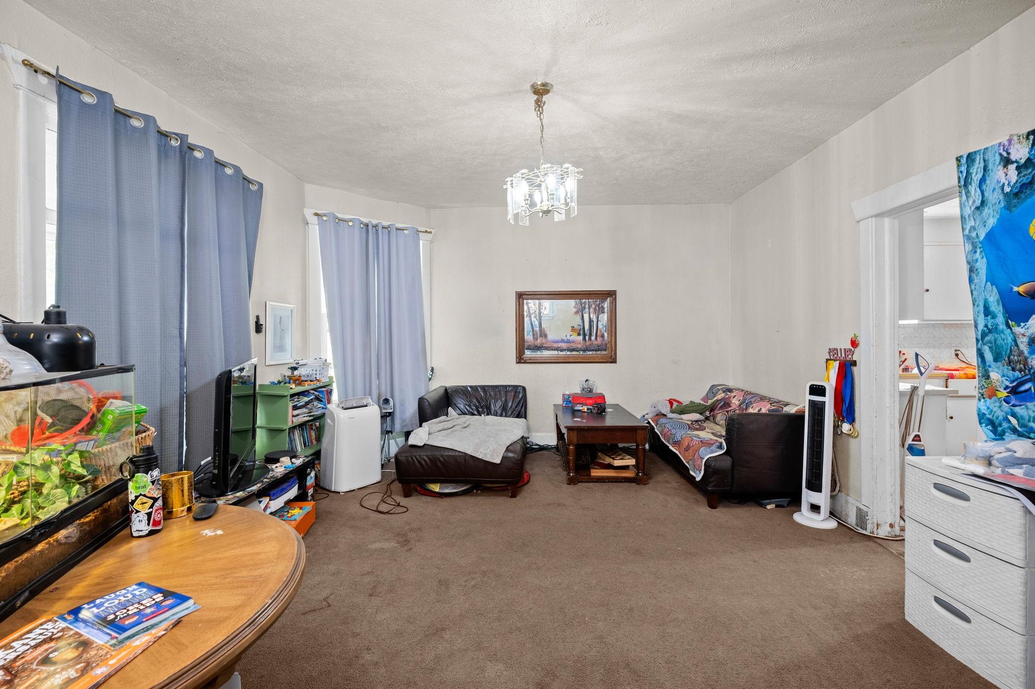 1017 W Augusta Ave - Photo 3