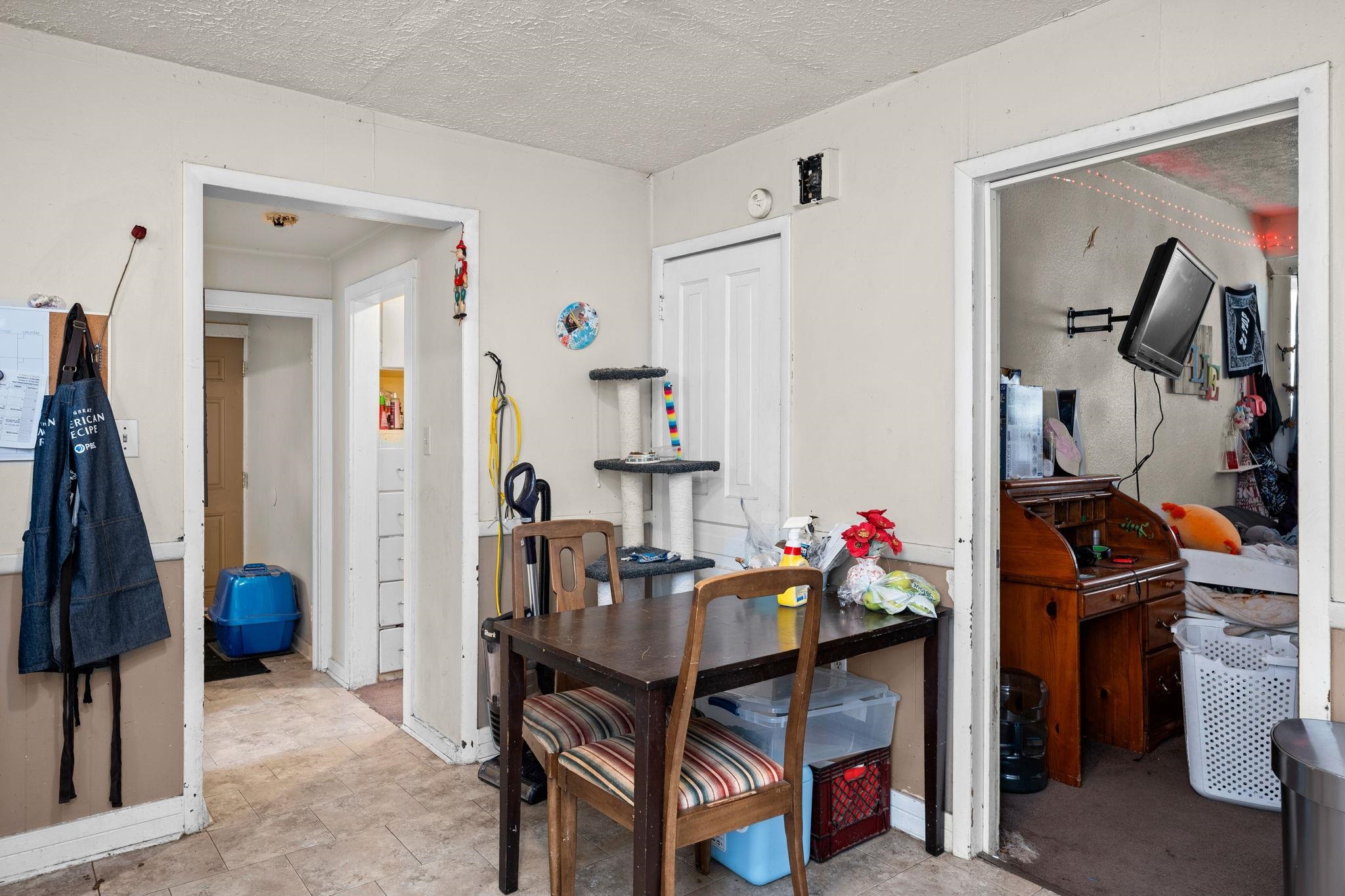 1017 W Augusta Ave - Photo 7