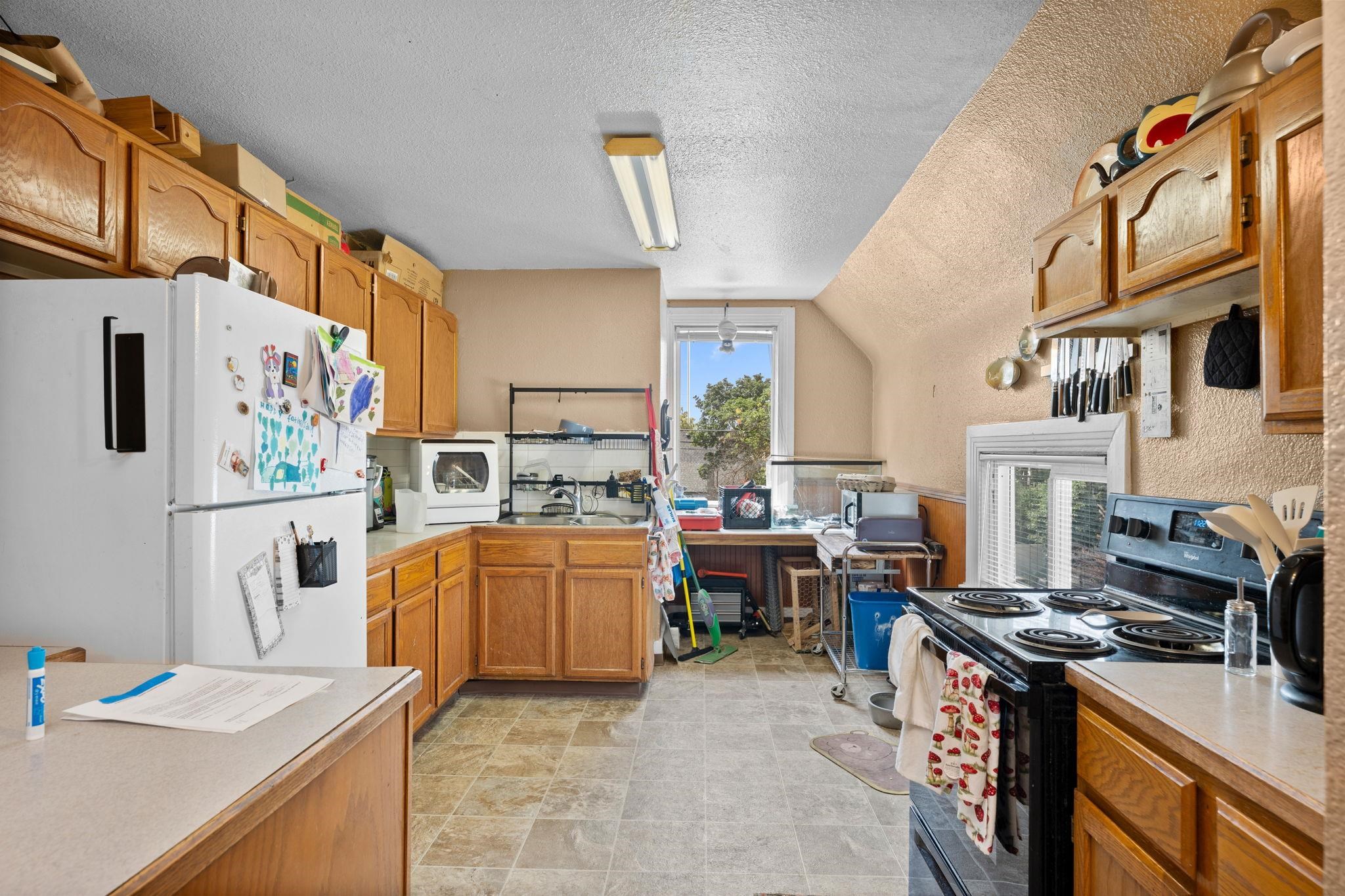 1017 W Augusta Ave - Photo 16