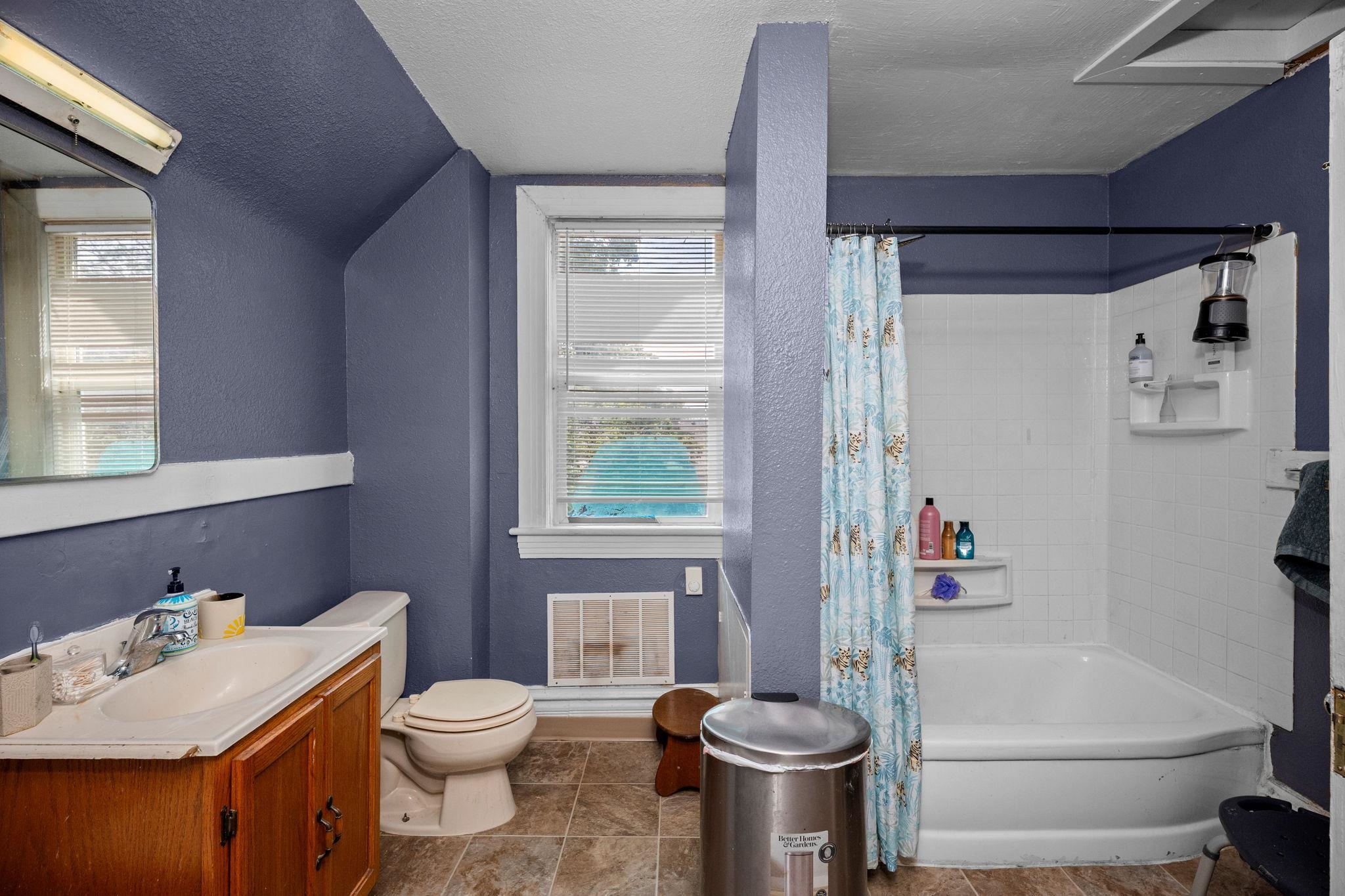 1017 W Augusta Ave - Photo 21