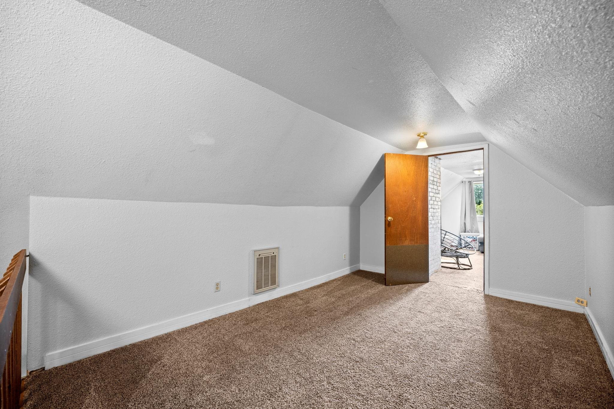 1017 W Augusta Ave - Photo 22