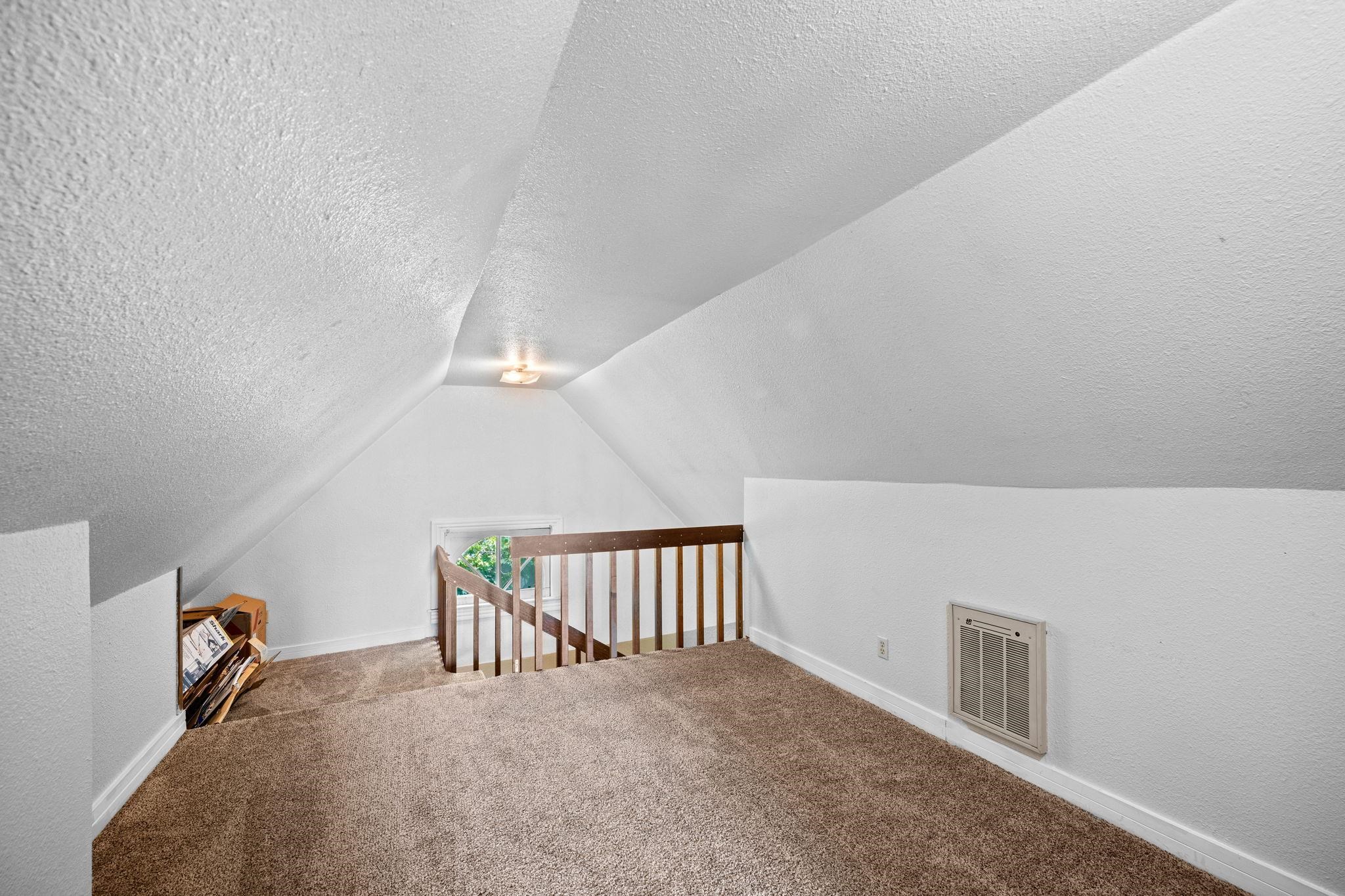 1017 W Augusta Ave - Photo 23