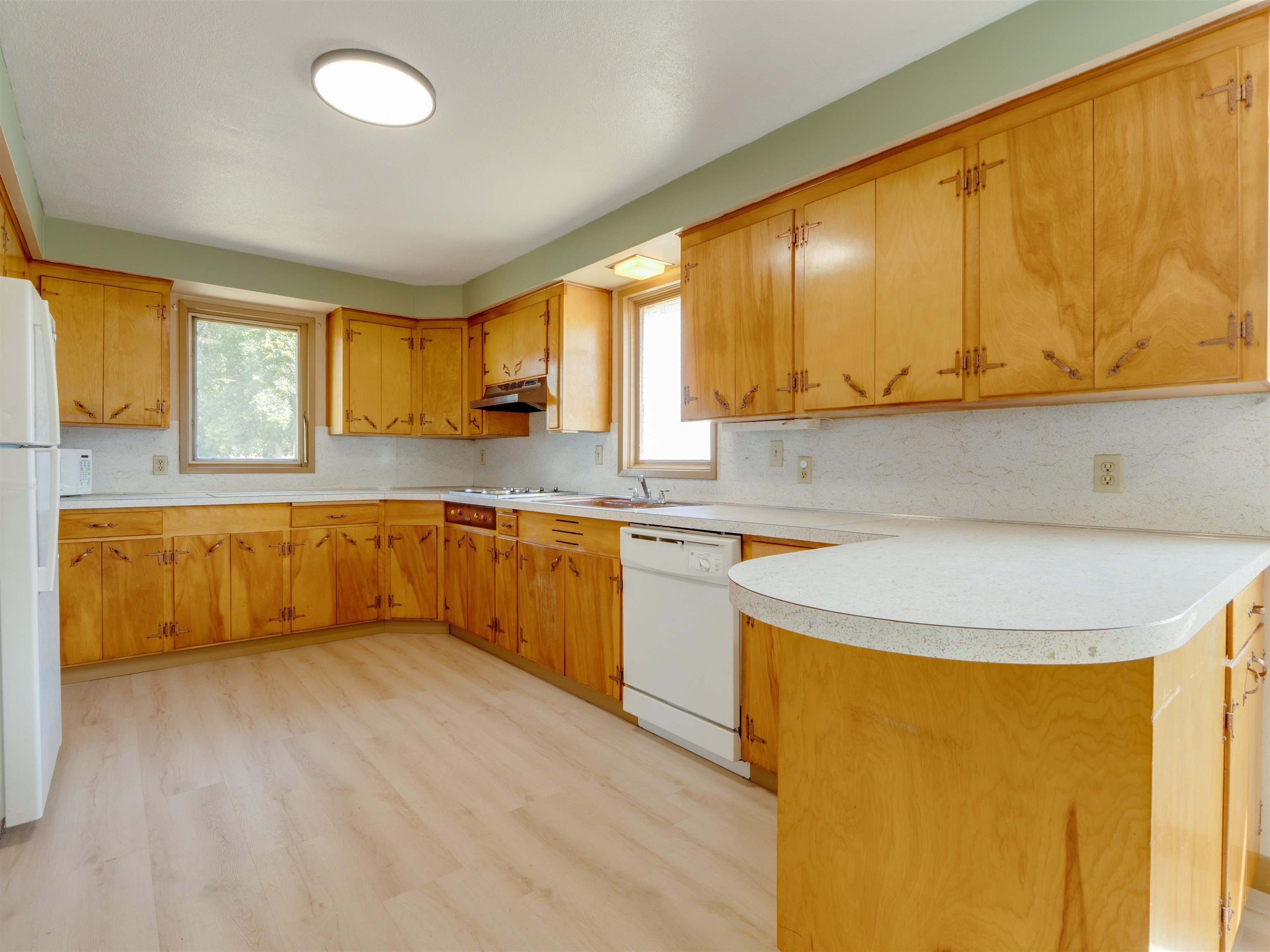 2604 W Crown Ave - Photo 8