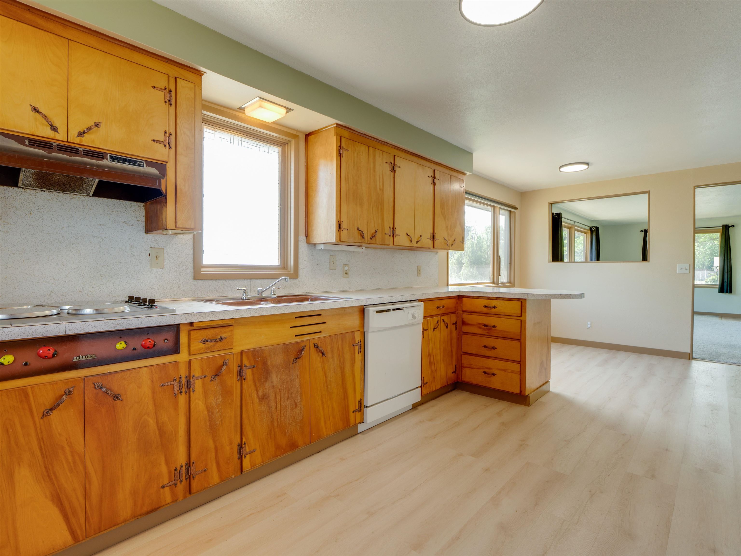 2604 W Crown Ave - Photo 10